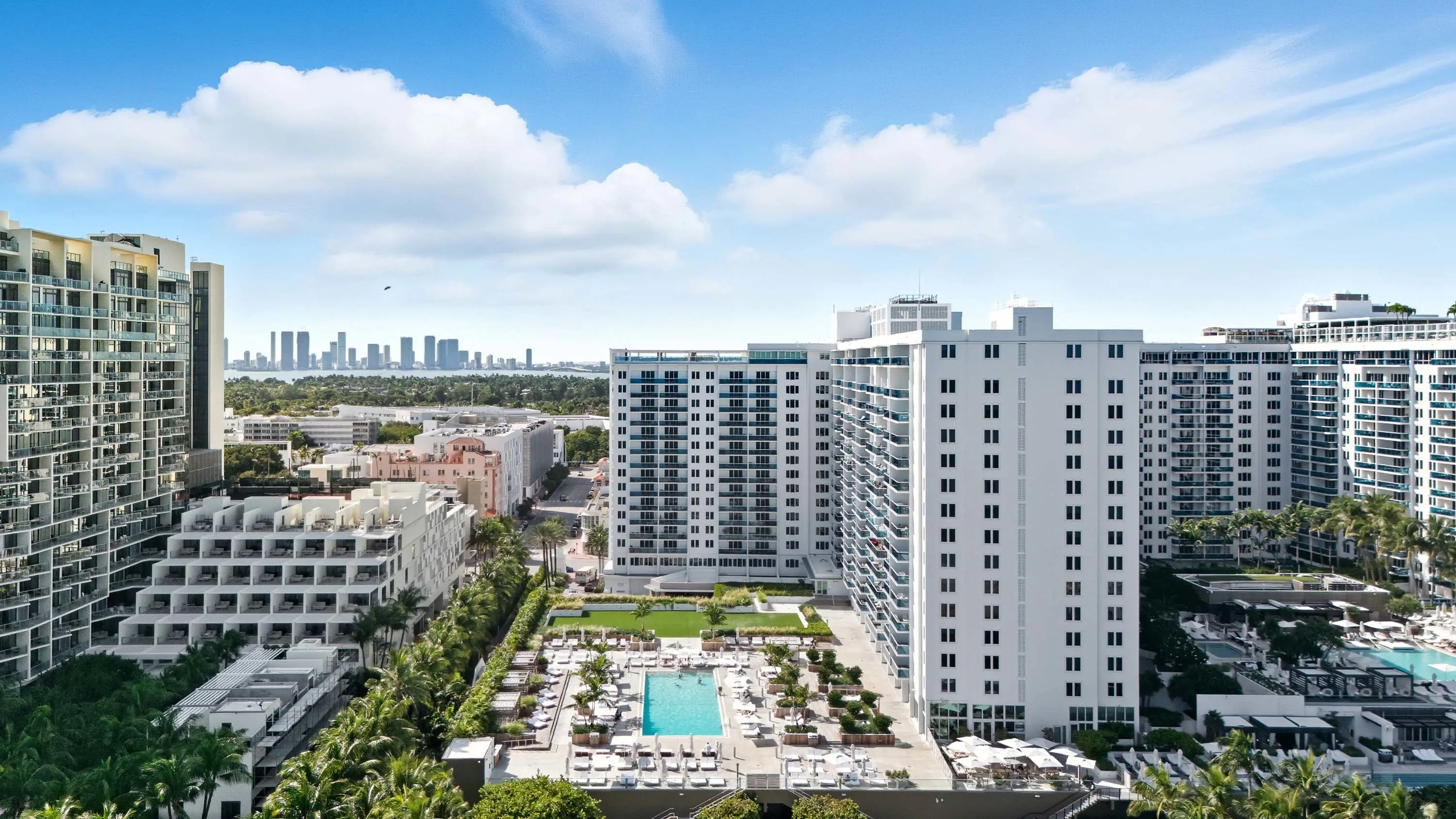 31 2301 Collins Ave Apt 1634 - Luxury Real Estate - Concierge Auctions