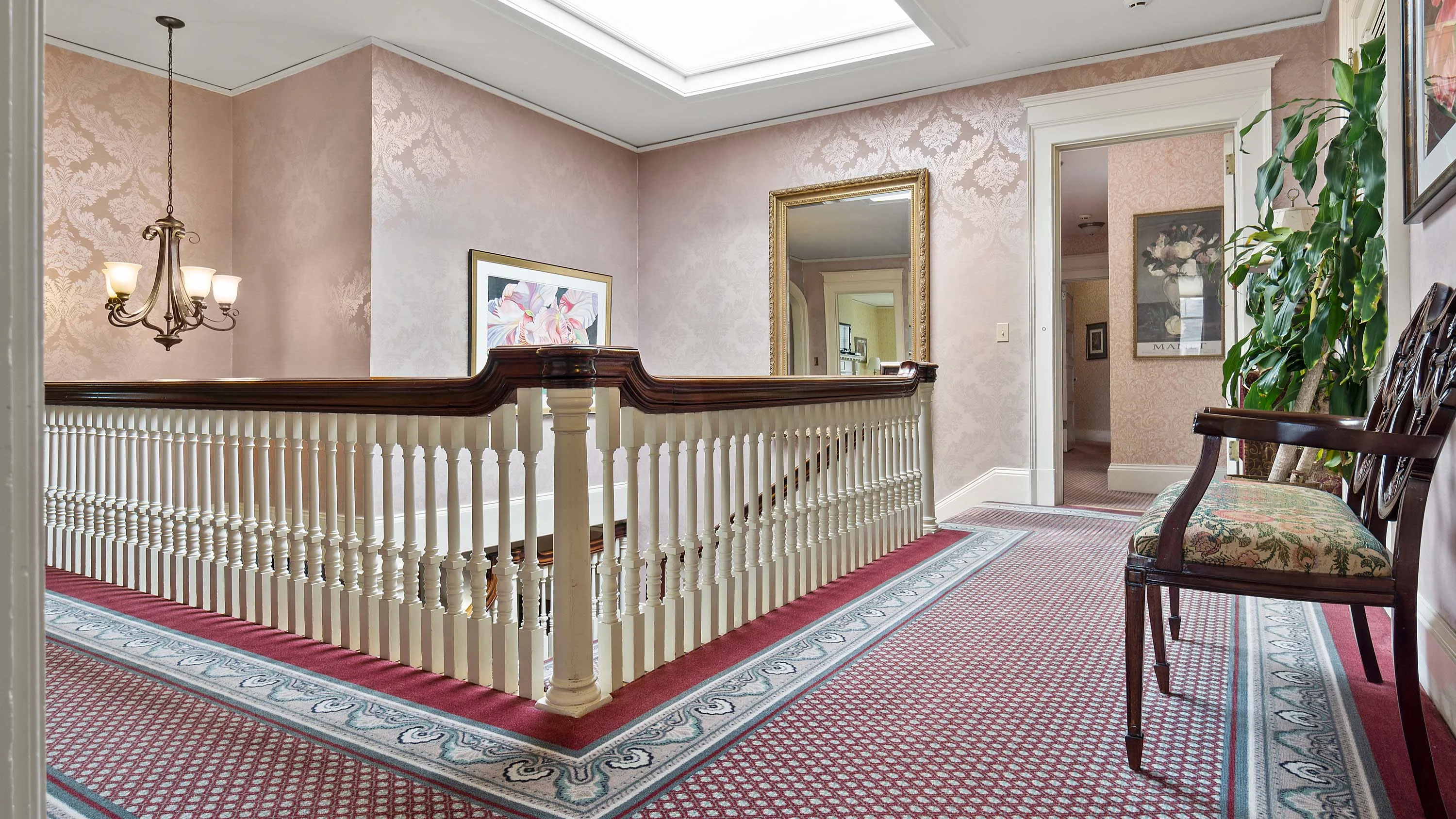 51 Walker Street, The Berkshires, Massachusetts 01240 - gateways-inn-51-walker-street-lenox-massachusetts22_ltac5u