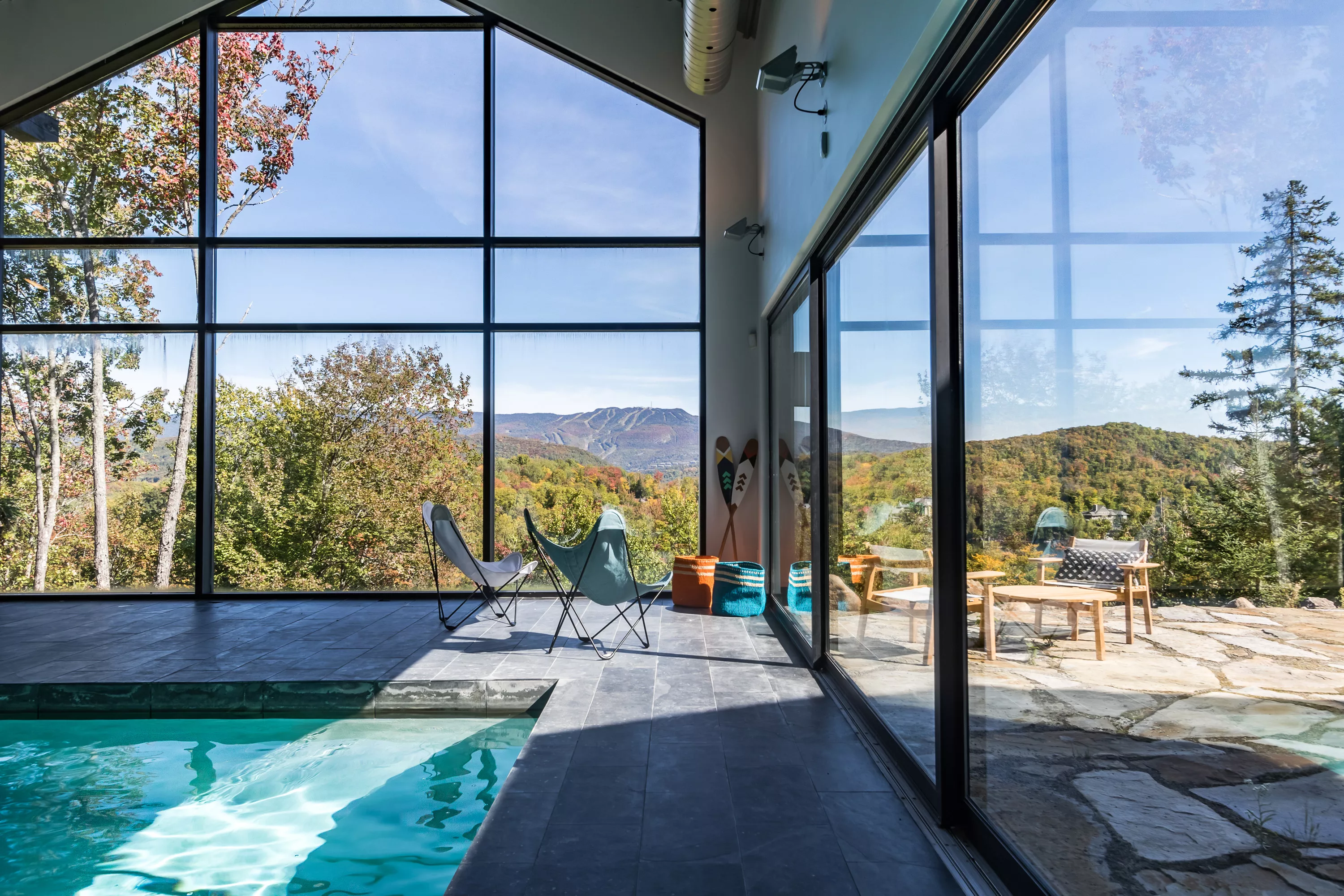 11 Chemin Killarney, Mont-tremblant, Quebec J8E 0C8, Canada - 11_Chemin_Killarney_Mont_Tremblant_Quebec_Canada18_rysn8k