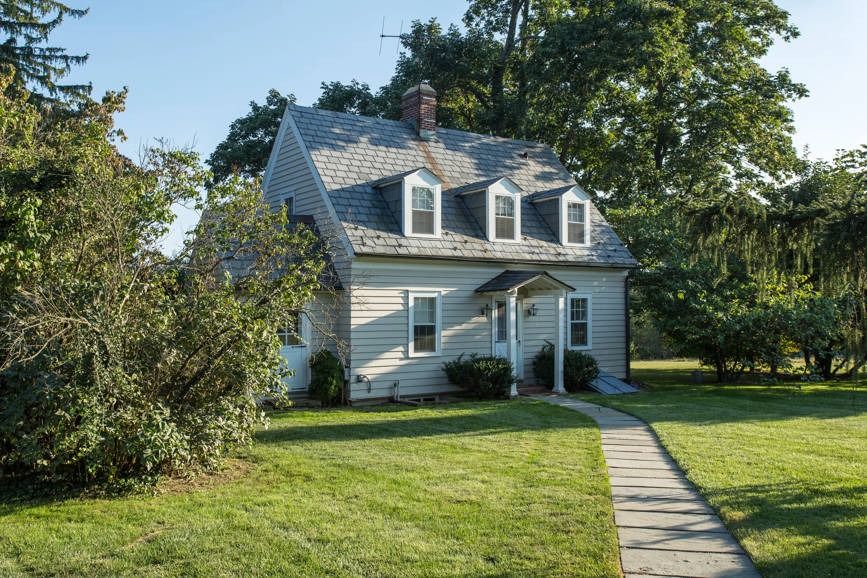 166 Cherry Hill Road, Princeton, New Jersey 08540 - tusculumcottage_exterior-2_m0bafy