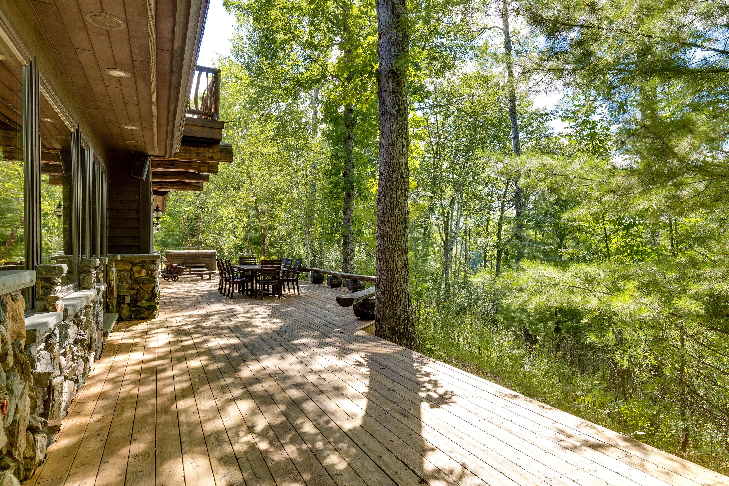 2665 Short Road, Lupton, Michigan 48635 - valhalla-lodge-northern-michigan-luxury-real-estate-26_srqudn