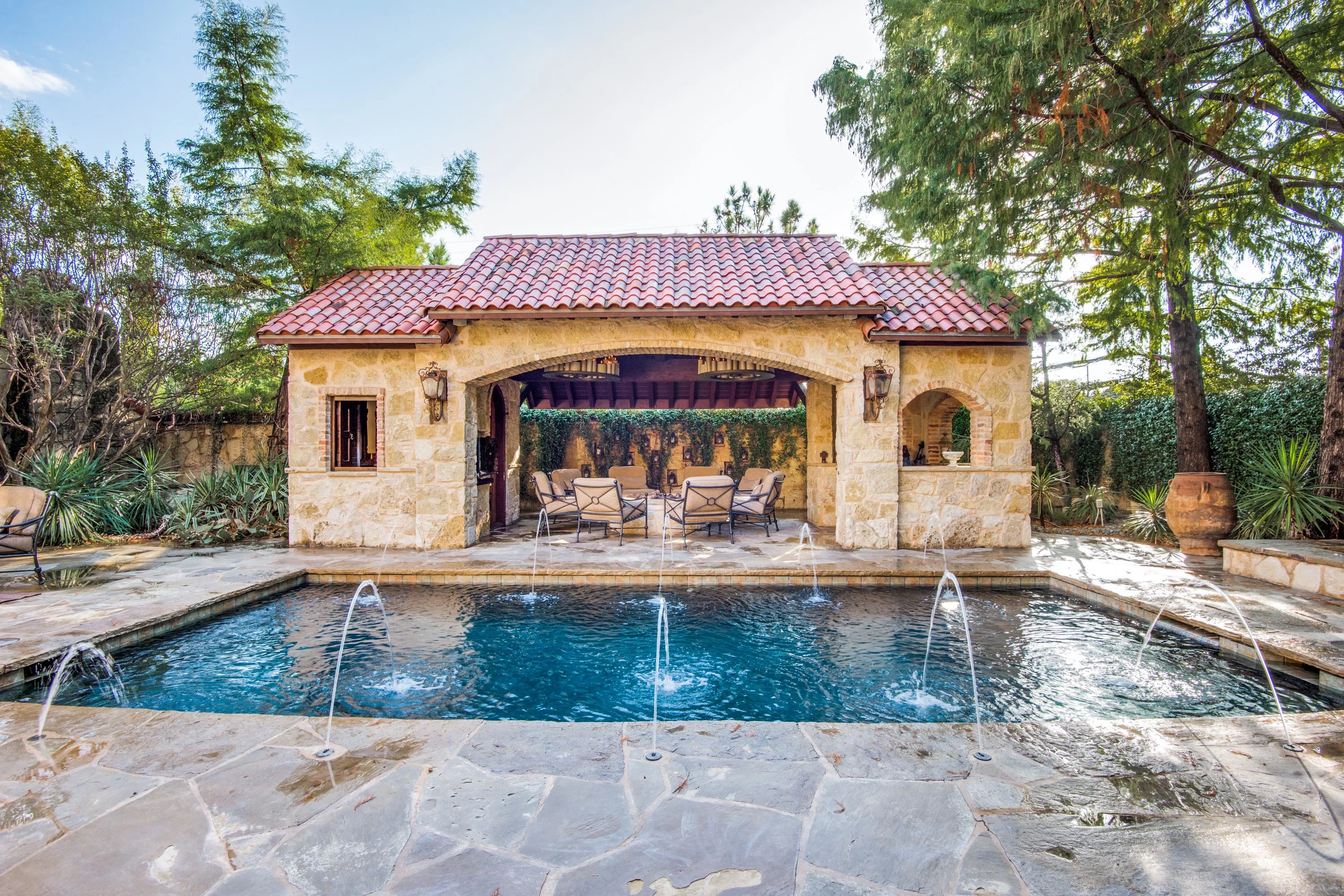 2505 Welborn Street, Turtle Creek, Dallas, Texas 75219 - 2505-welborn-street-dallas-texas49_irdk54