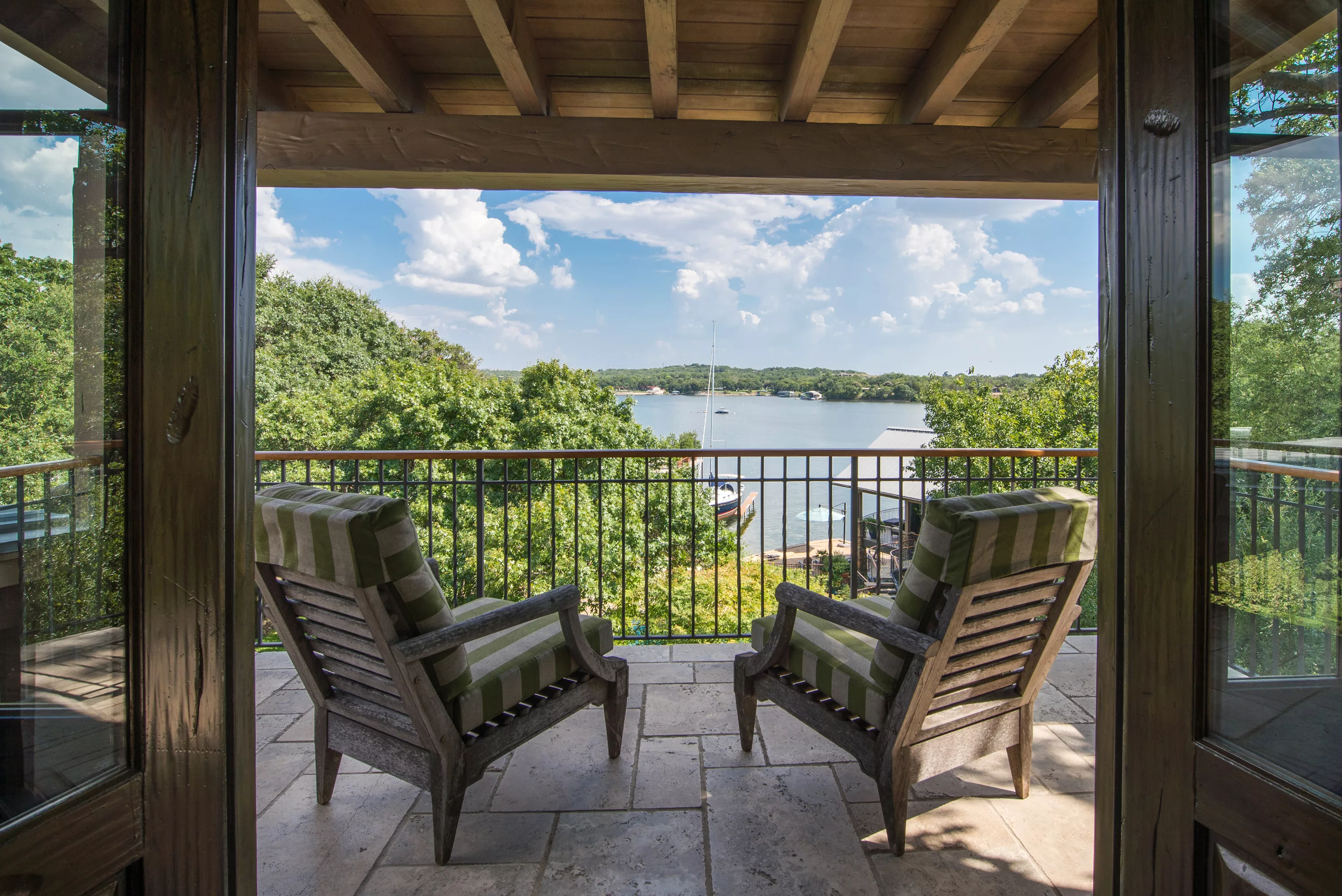 7941 Summit Cove, Dallas/Fort Worth Area, Texas 76179 - mariposa-del-lago-fort-worth-tx-luxury-real-estate-18_vfdcpc