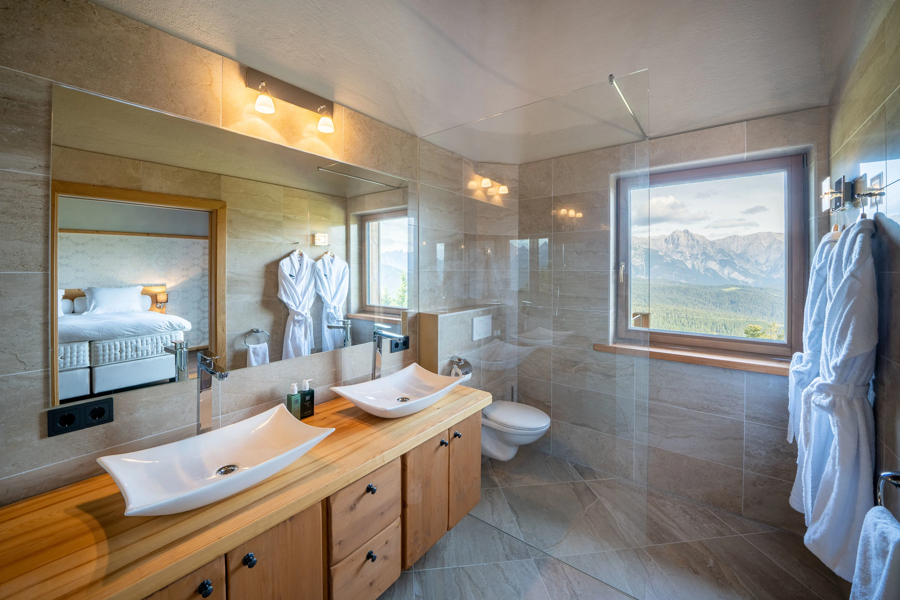 Luxury Mountain Chalet, Seefeld, Austrian Alps, Tirol , Austria - luxury-mountain-chalet-tirol-seefeld-austria07_hmodov