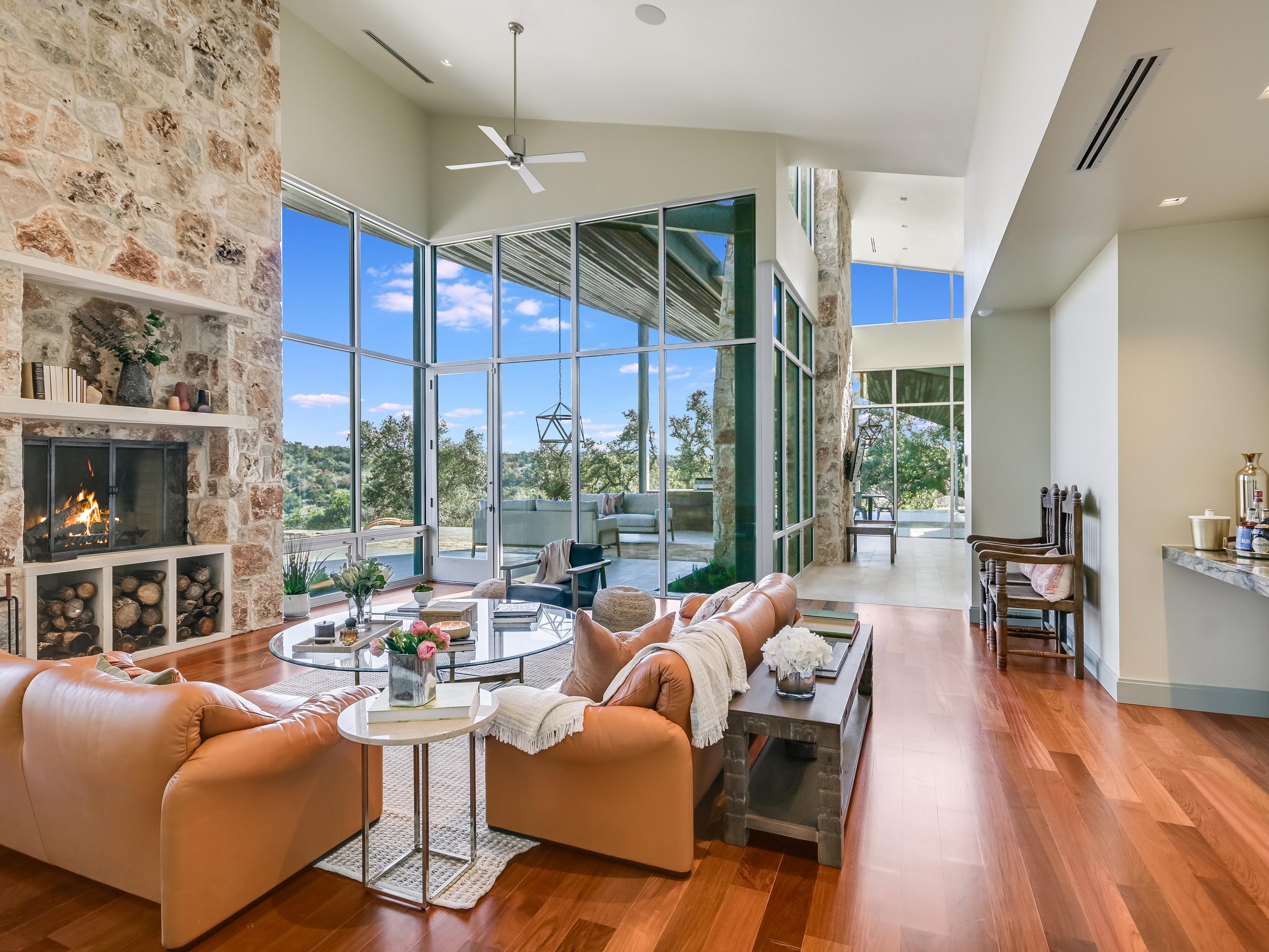 1946 Backbone Ridge, Wimberley, Texas 78666 | Concierge Auctions