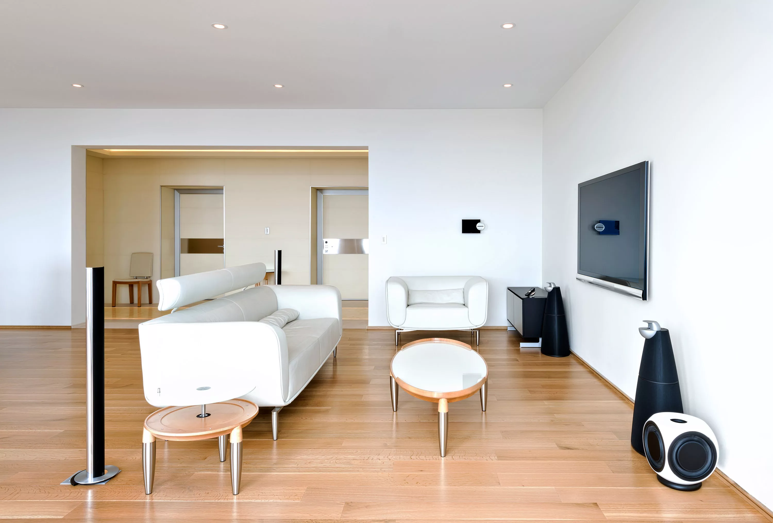 50 Yorkville Avenue, Toronto, Ontario M4W0A3, Canada - 50-yorkville-ave-4403-toronto-canada-luxury-real-estate-10_ubzs06