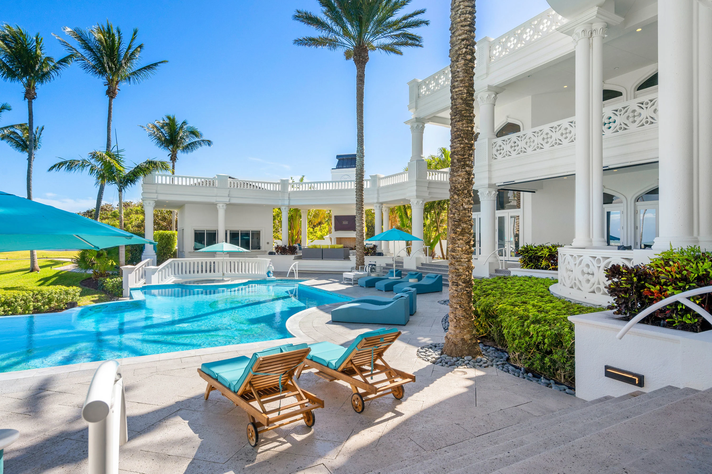 2150 South A1A, Vero Beach, Florida 32963 - 2150_South_A1A_Vero_Beach_37_huq7gv