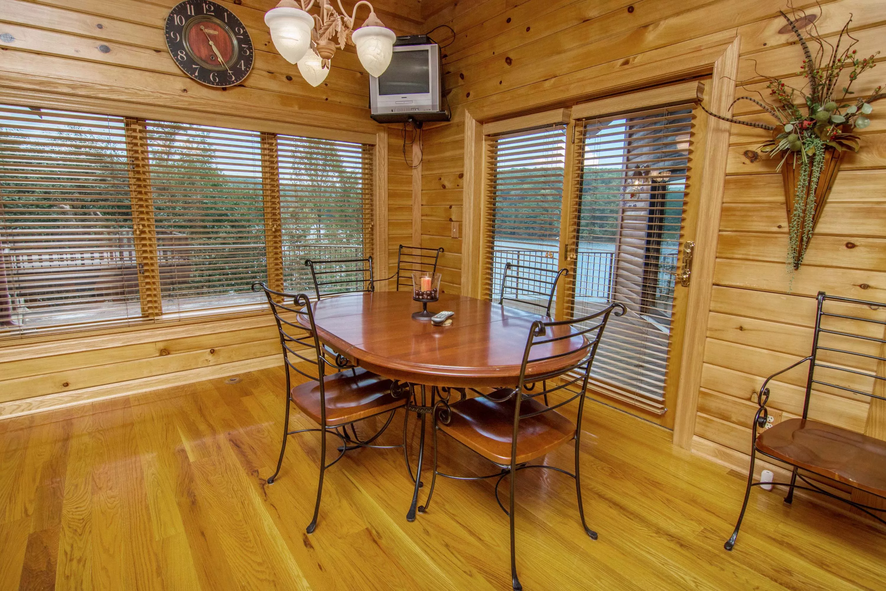 3415 Shingle Camp Road, Deep Creek Lake, Maryland 21541 - 3415-old-shingle-camp-road-mchenry-maryland17_wyelkm