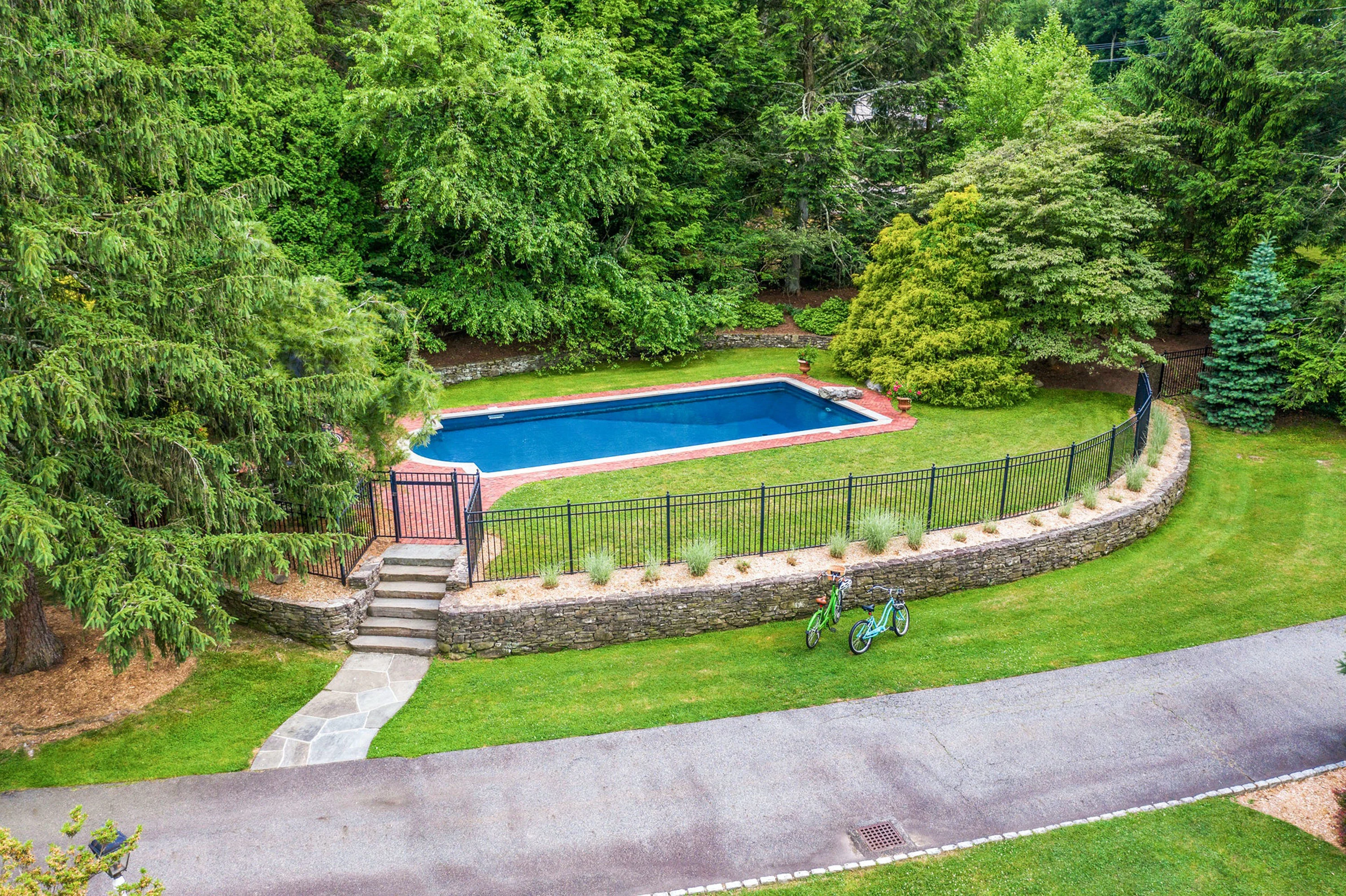 358 and 364 Crescent Avenue, Bergen County, New Jersey  07481 - 358-364-crescent-avenue-wyckoff-new-jersey-0748143_lnyhdw