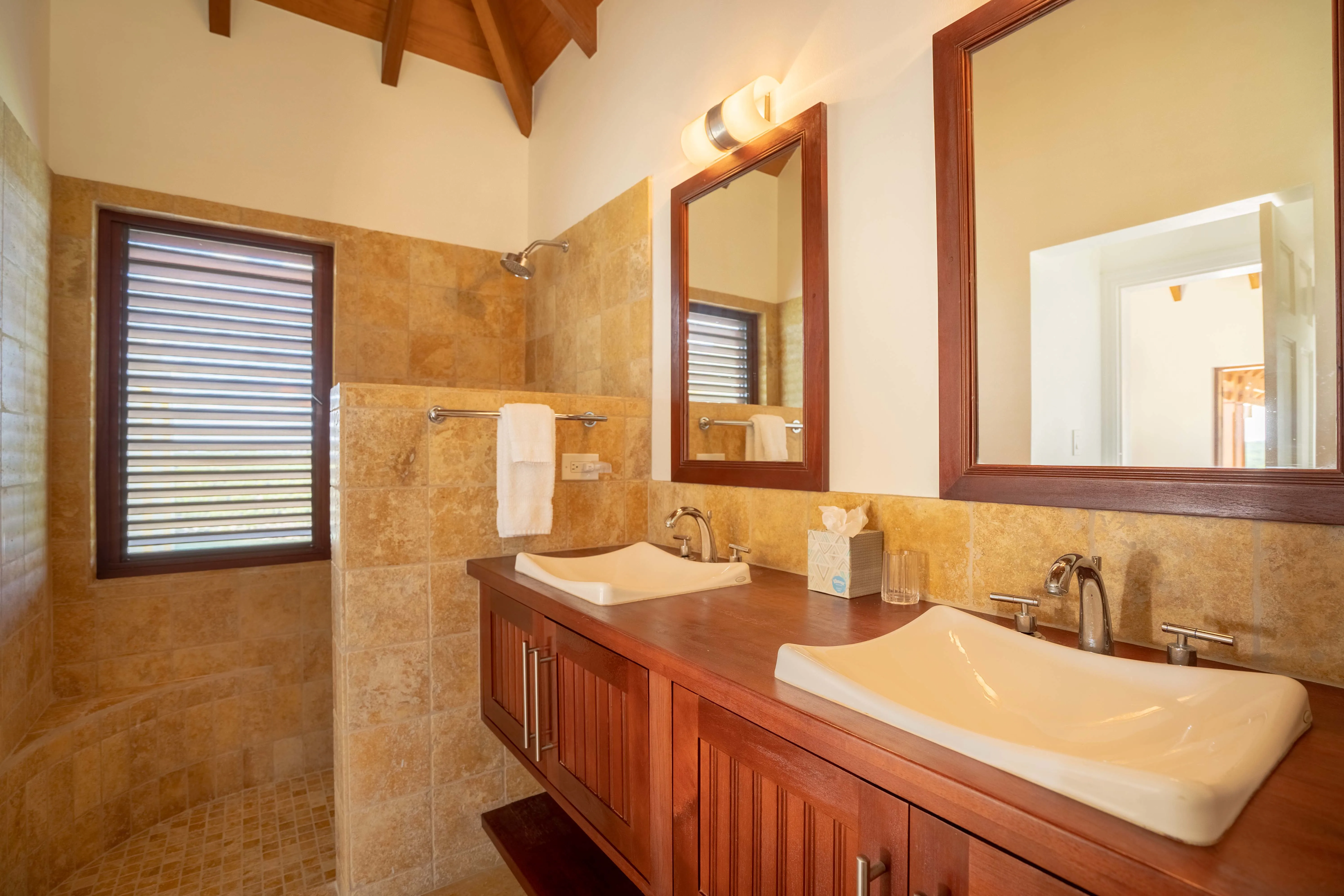 Nonsuch Heights, Nonsuch Bay, Freetown , Antigua - nonsuch-heights-nonsuch-bay-antigua26_njocx0