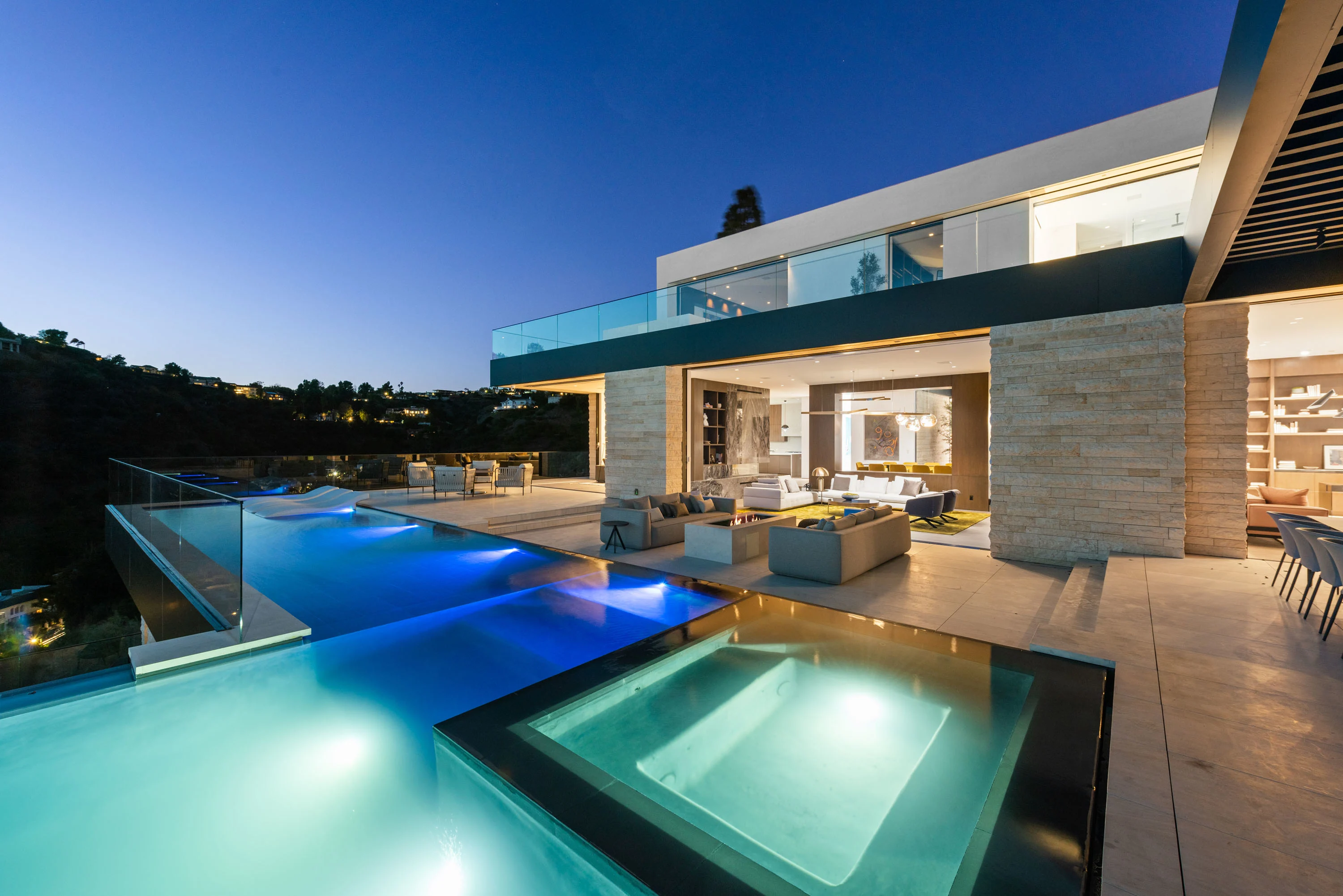 1035 Stradella Road, Bel Air, California 90077 | Concierge Auctions
