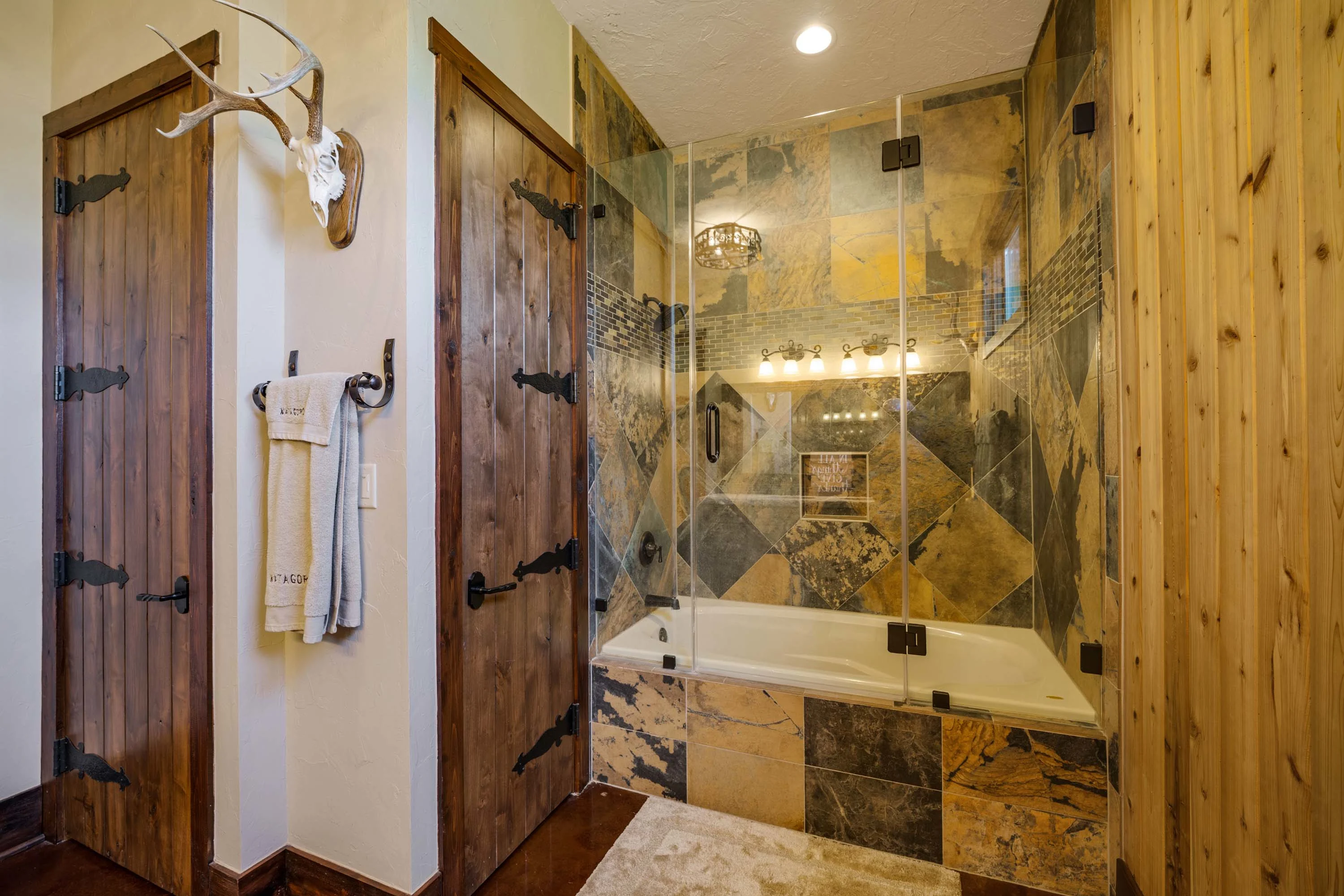 1773 County Road 101, Colorado County, Texas 78934 - 1773-county-road-101-columbus-texas16_chwixi