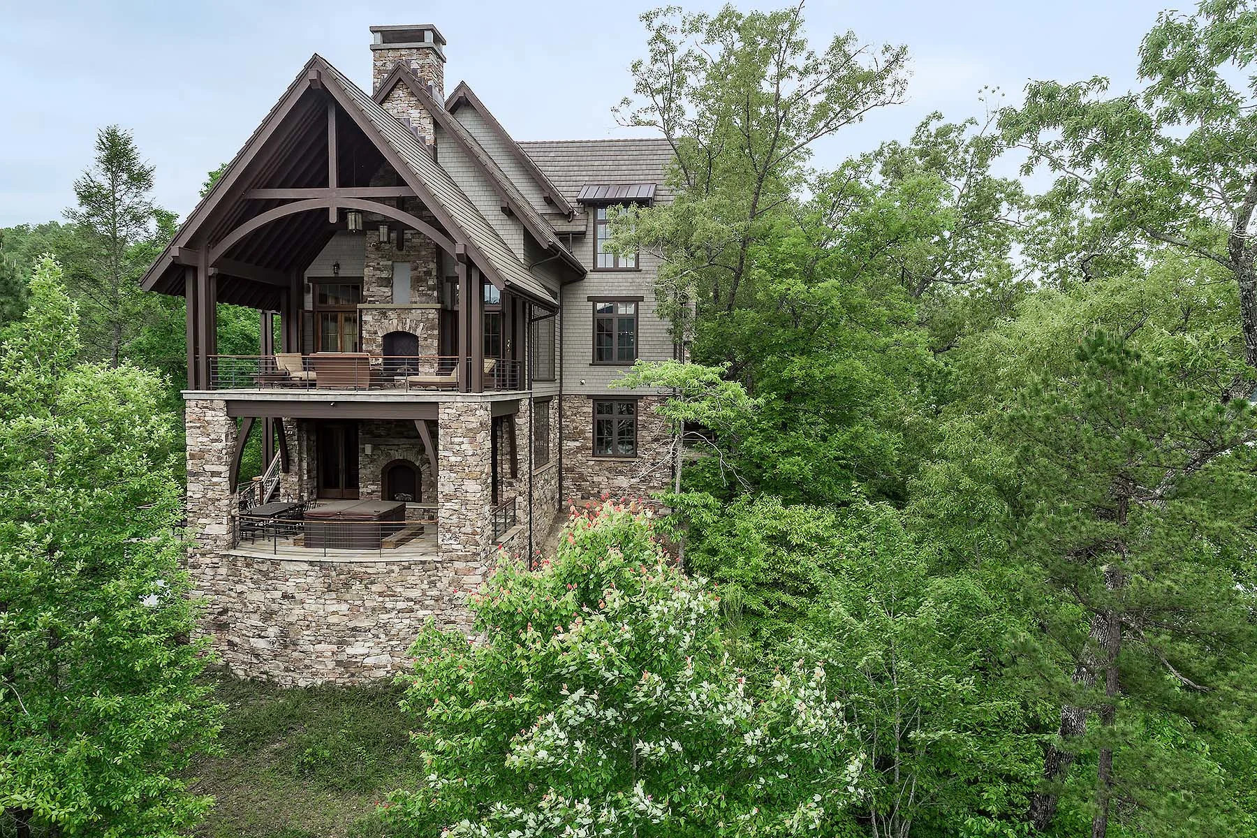 410 Lakewood Drive, Smoky Mountains, North Carolina 28713 - 410-lakewood-drive-bryson-city-north-carolina40_bmqwte