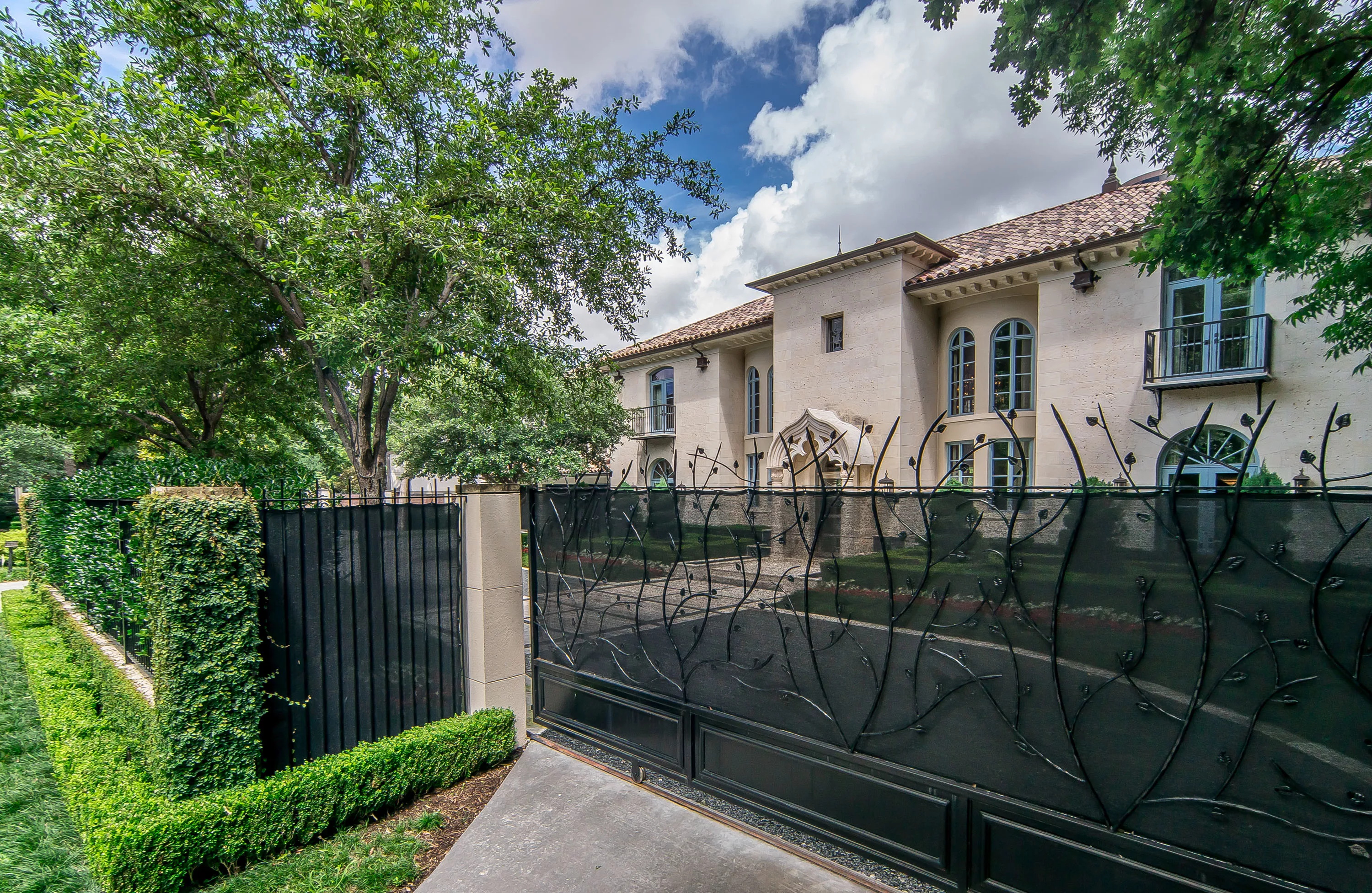 3816 Turtle Creek Drive, Dallas, Texas 75219 - 3816-turtle-creek-dr-dallas-tx-75219-02-28-17-28-2828_mhwacw