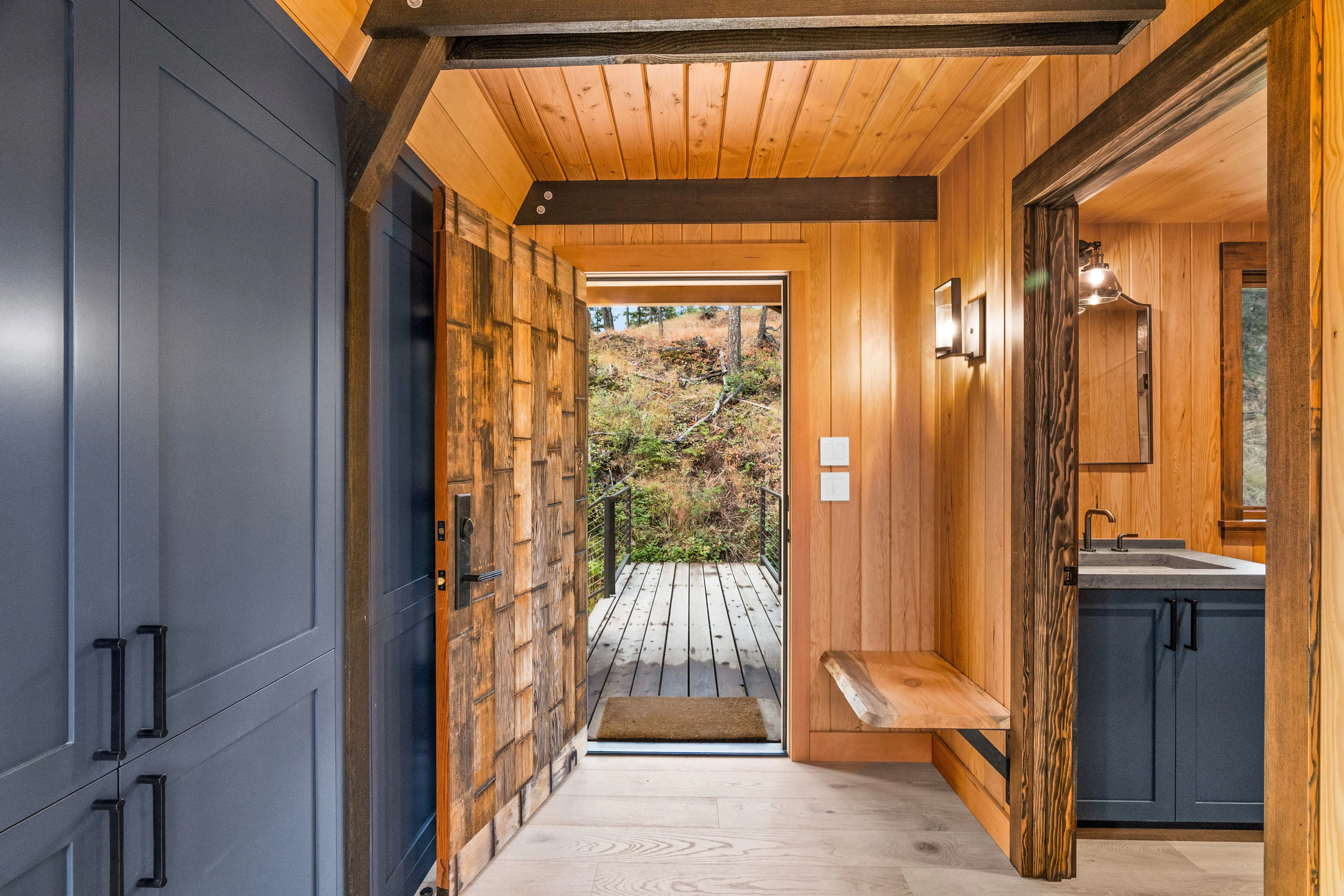 31 Forest Path Drive, Whitefish, Montana 59937 - On_The_Rocks_Treehouse_05_sjc7et