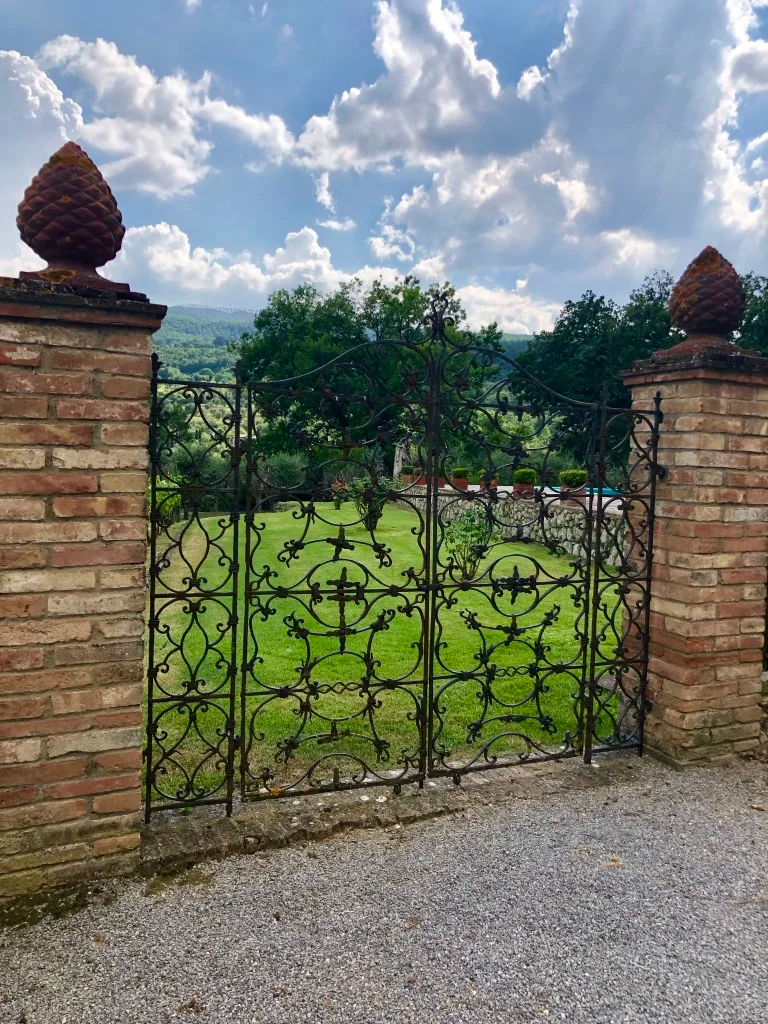 Vallone di Sotto, Sarteano, Tuscany , Italy - vallone-di-sotto-sarteano-tuscany-italy07_zkizjo