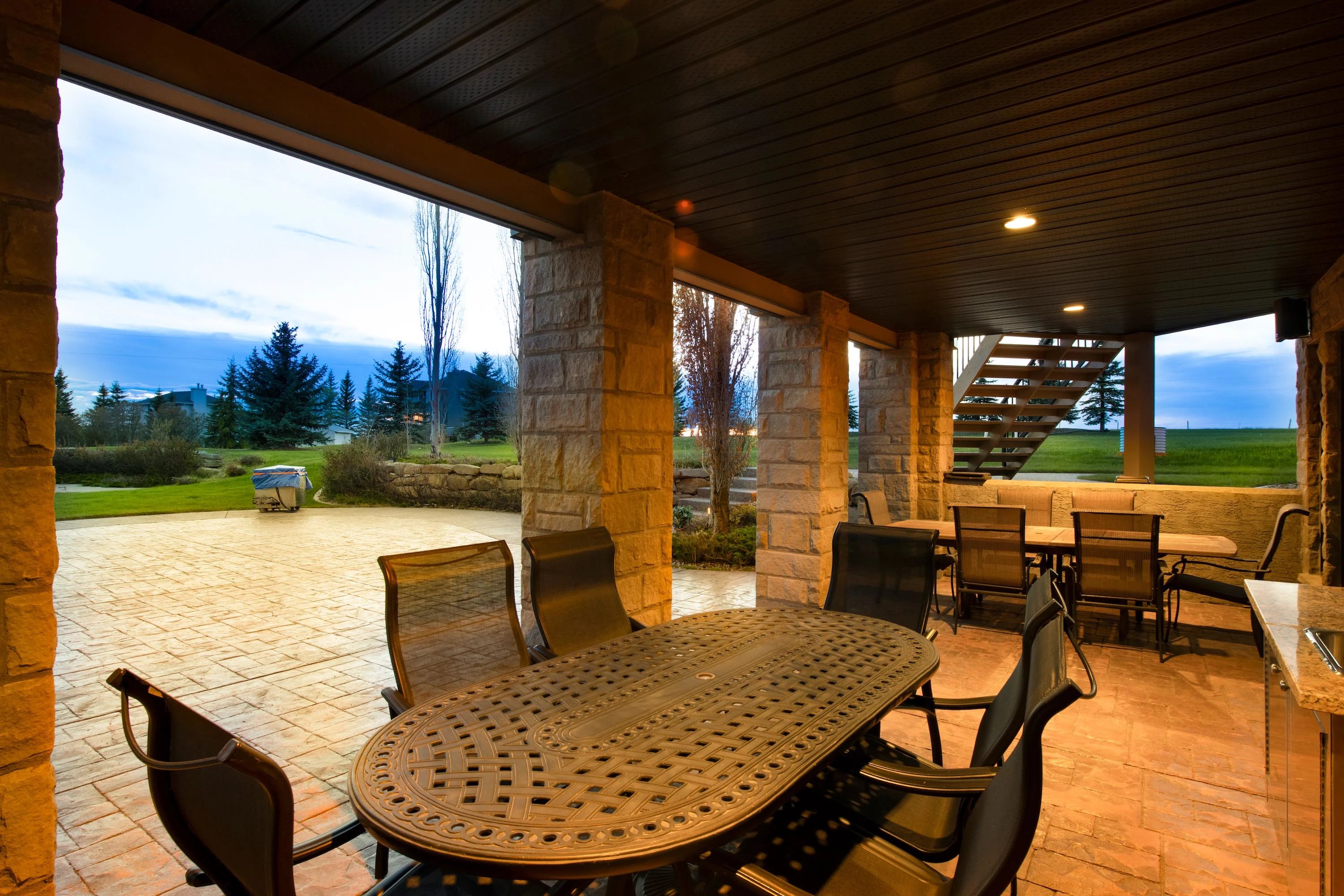 82031 202 Avenue West, Calgary, Alberta T1S 2X2, Canada - 82031-202-avenue-w-foothills-alberta-canada47_ohqiku