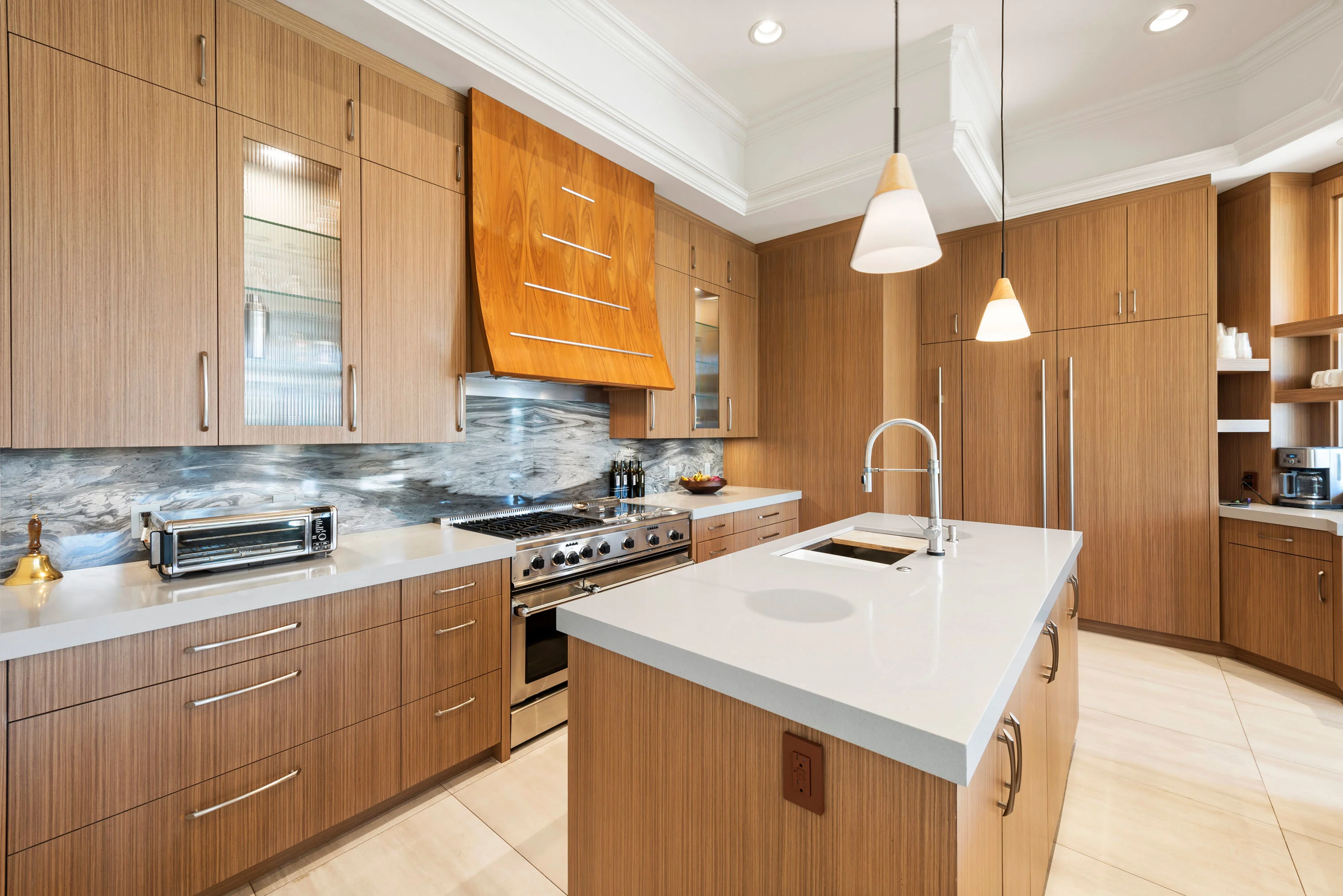 2250 NE 26th Street, Fort Lauderdale Area, Florida 33064 - 2250-ne-26th-street-lighthouse-point-florida09_brehob
