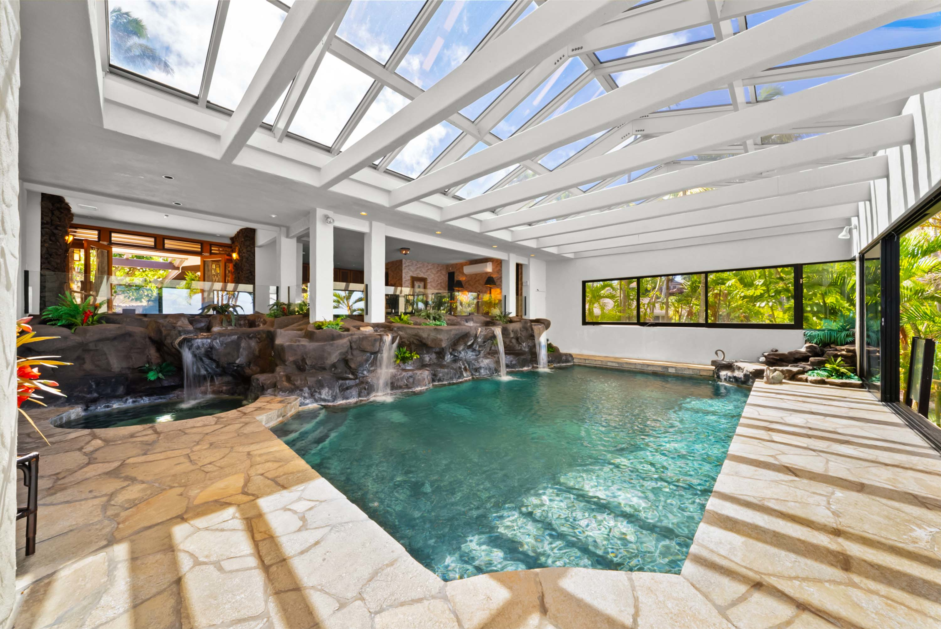 45 5163 and 5157 Lower Honoapiilani Rd, Lahaina, HI 96761 - Luxury Real Estate - Concierge Auctions