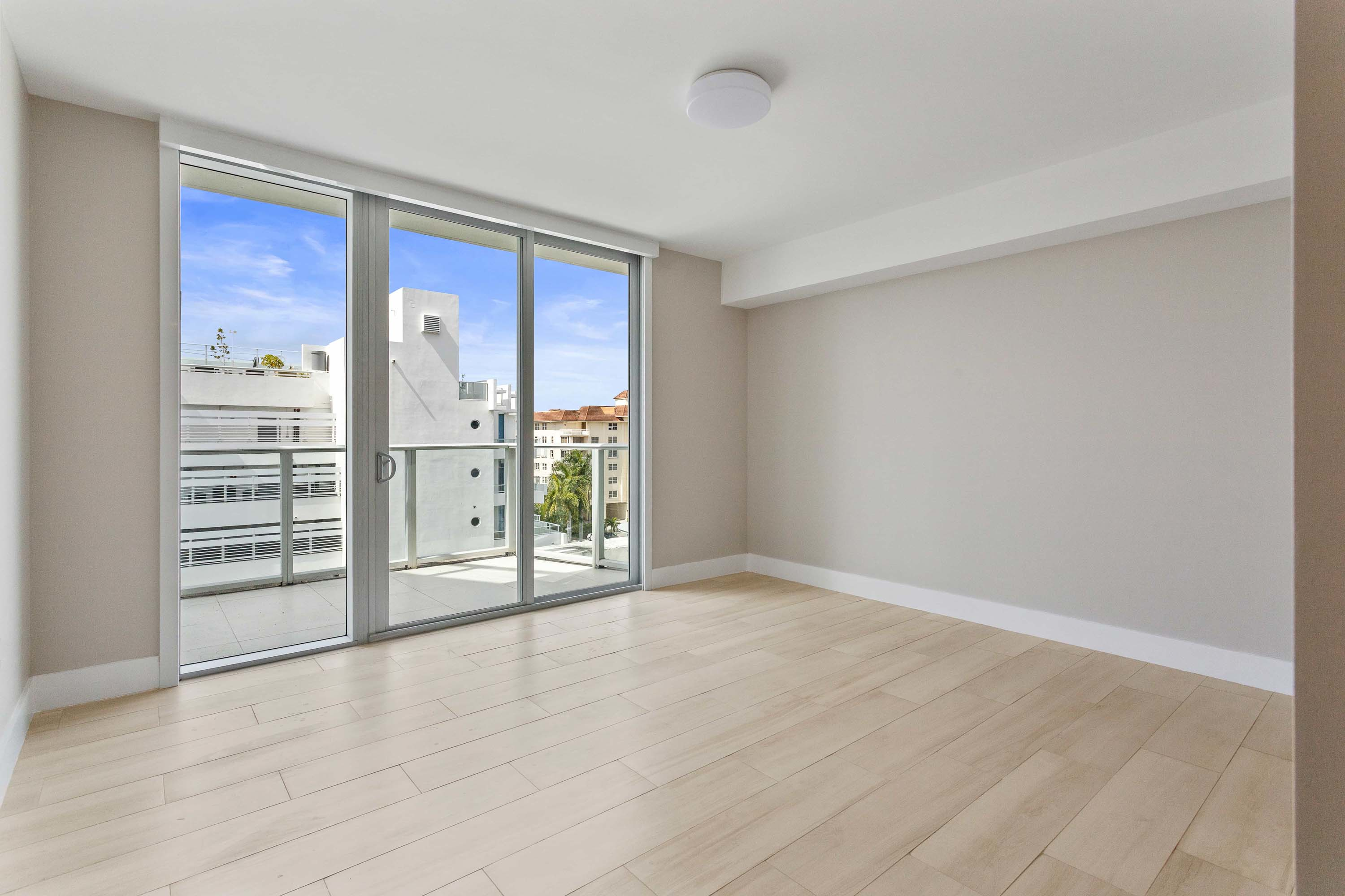 20 Unit 702 1150 101st Street - Luxury Real Estate - Concierge Auctions