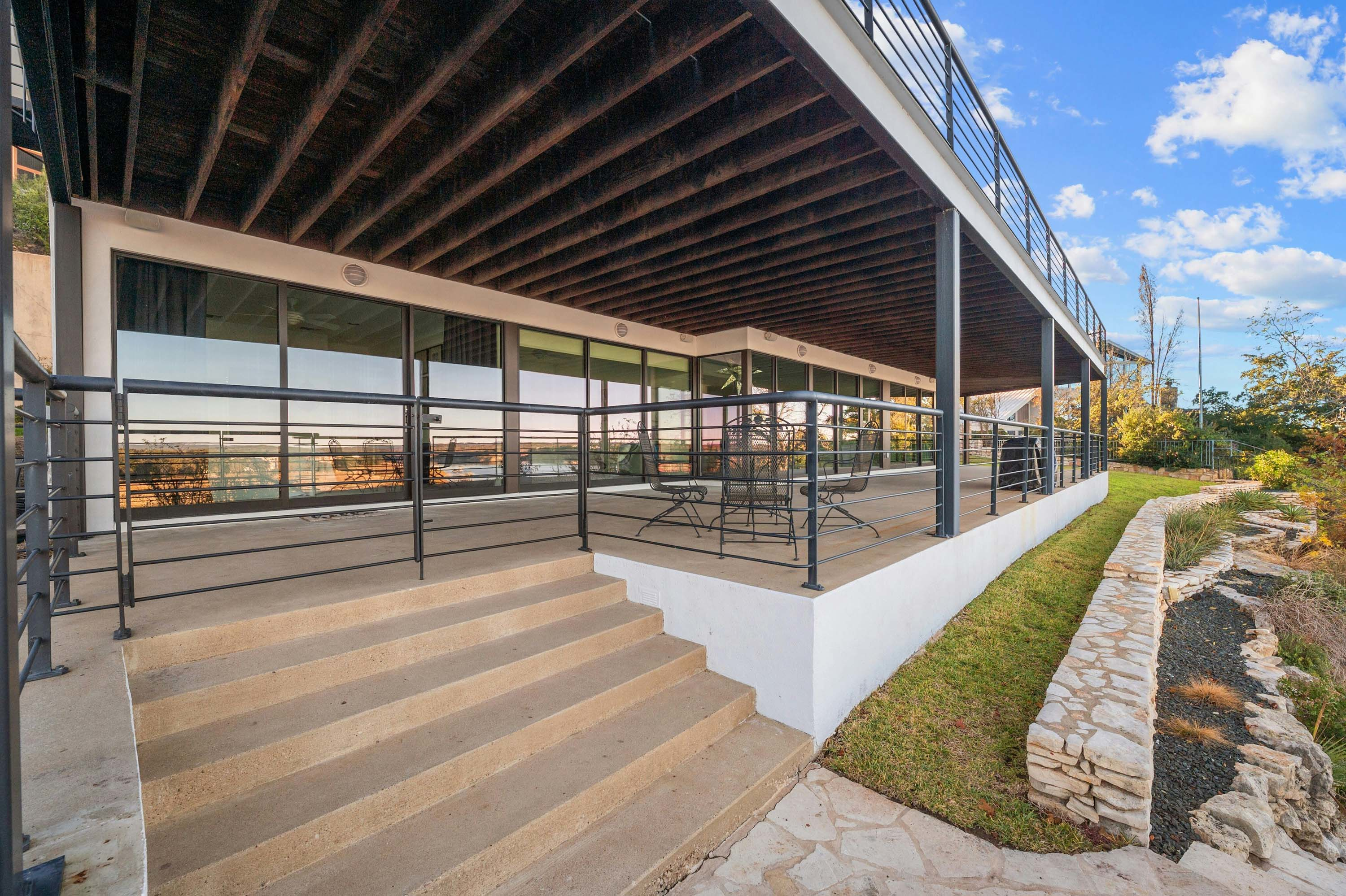 30 21808 Briarcliff Drive - Luxury Real Estate - Concierge Auctions