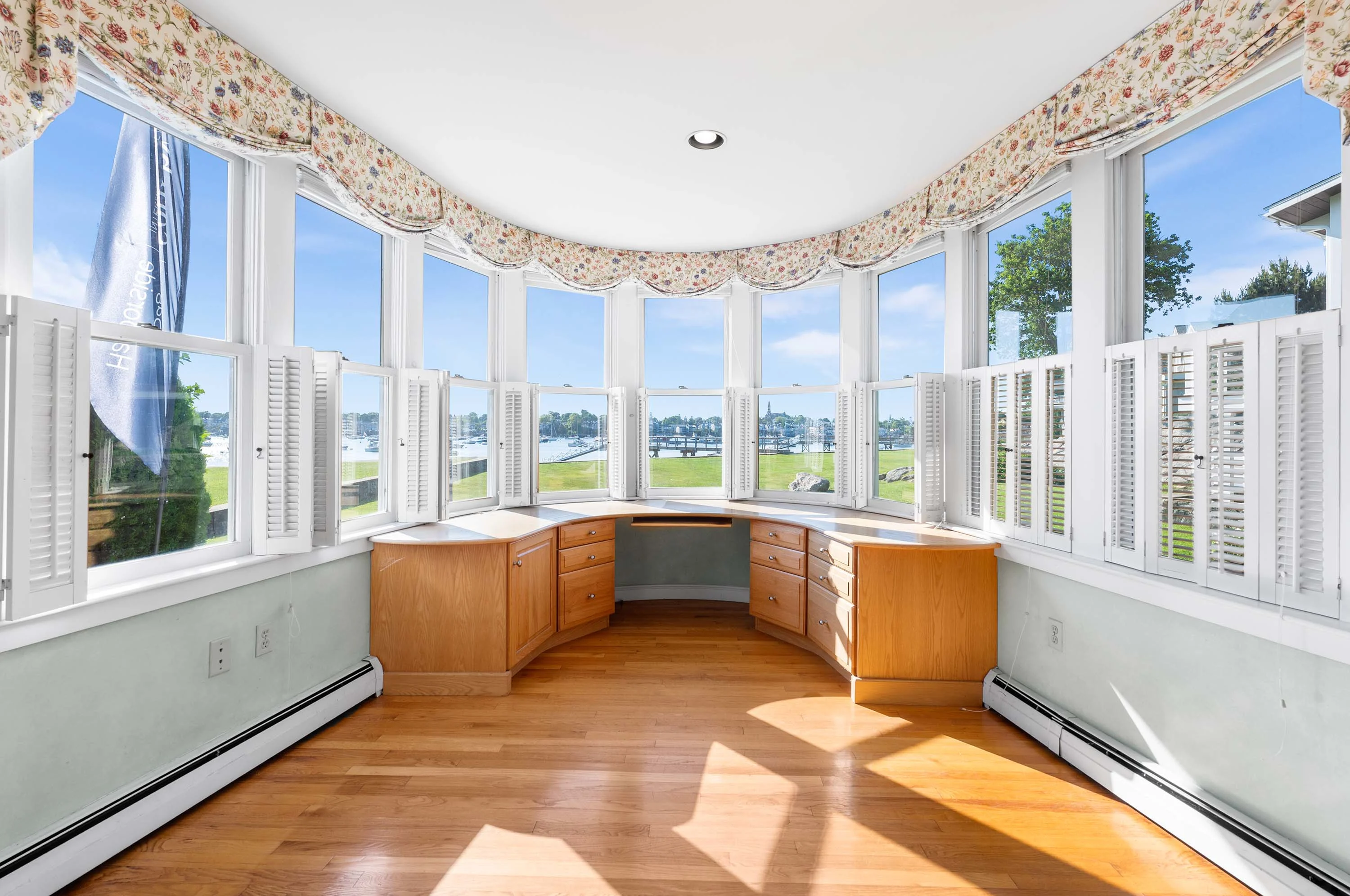 2 Foster Street, Marblehead Neck, North Shore Boston, Massachusetts 01945 - 20_-_2_Foster_St-Marblehead-MA-027_gr7xmc