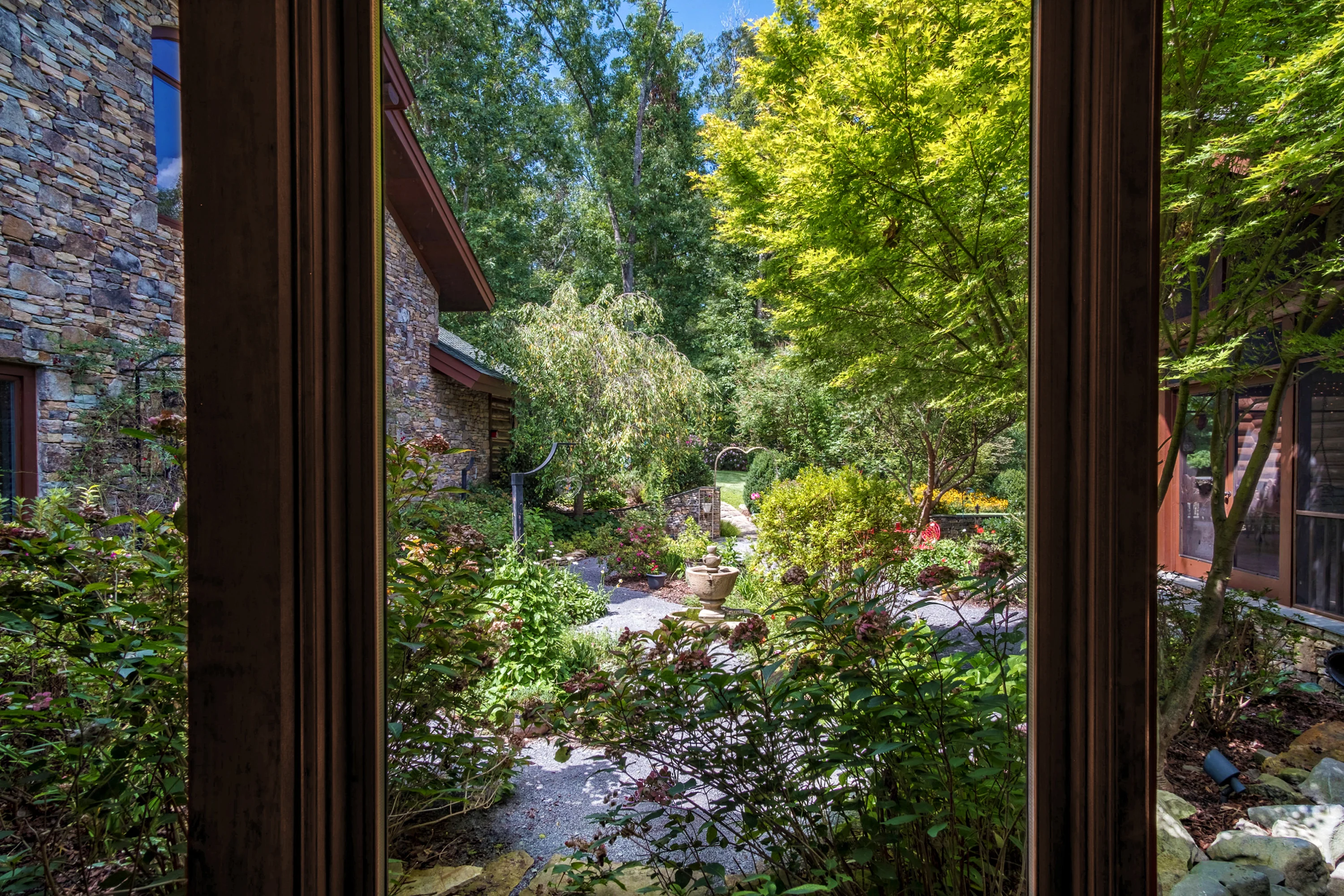 291 Valley Cruise Lane, Near Huntsville, Alabama  - 291-valley-cruise-lane-arab-alabama18_b4pia2