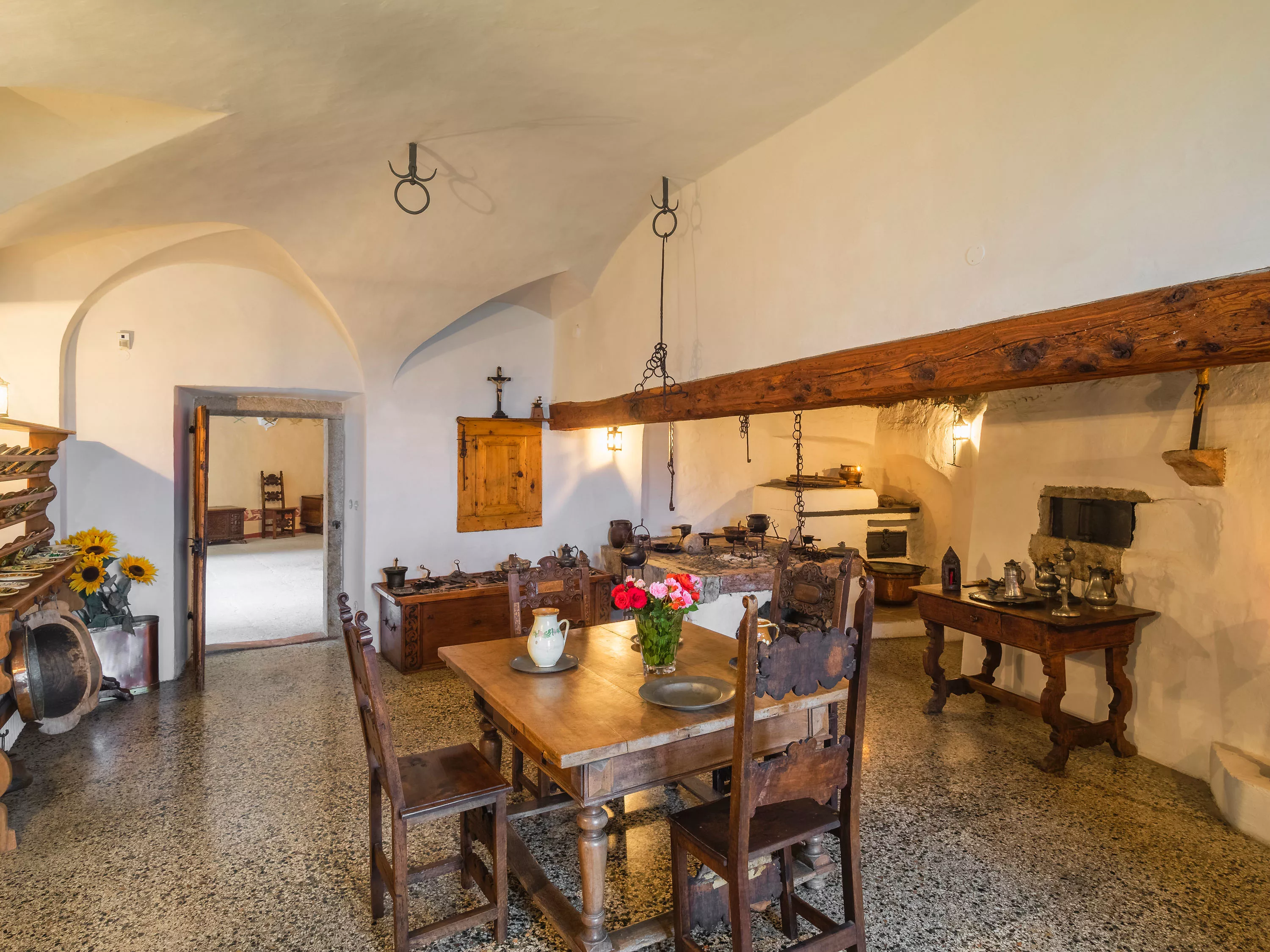 Castel Valer, Valer 21, Tassullo, Trentino-Alto Adige 1-38010, Italy - castel-valer-italy-23-06-20-54-5454_qi1m4m
