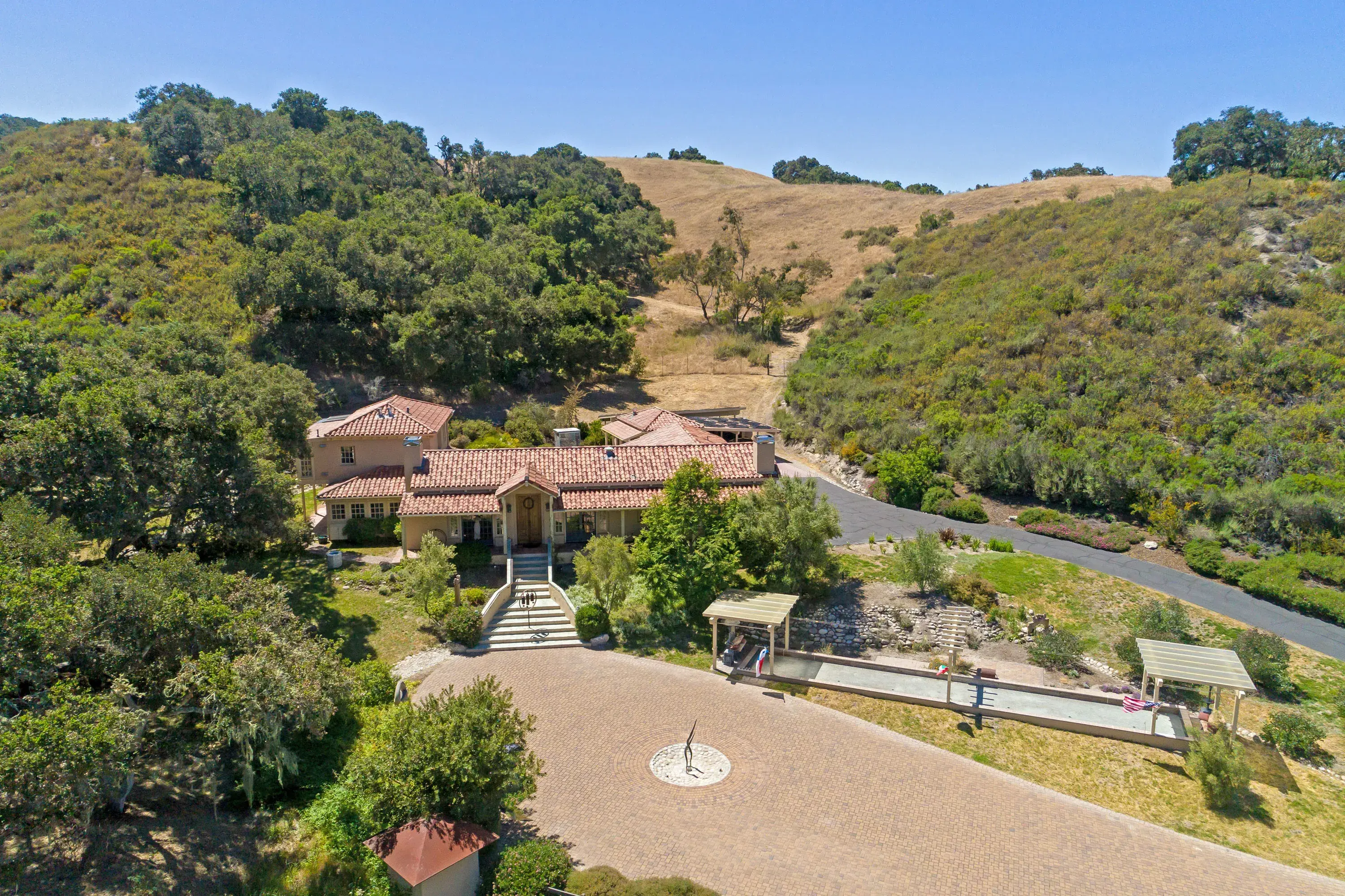372/384 Corral De Tierra Road, Monterey, California 93908 - hidden-valley-ranch-384-corral-de-tierra-road-salinas-california03_vocg5l