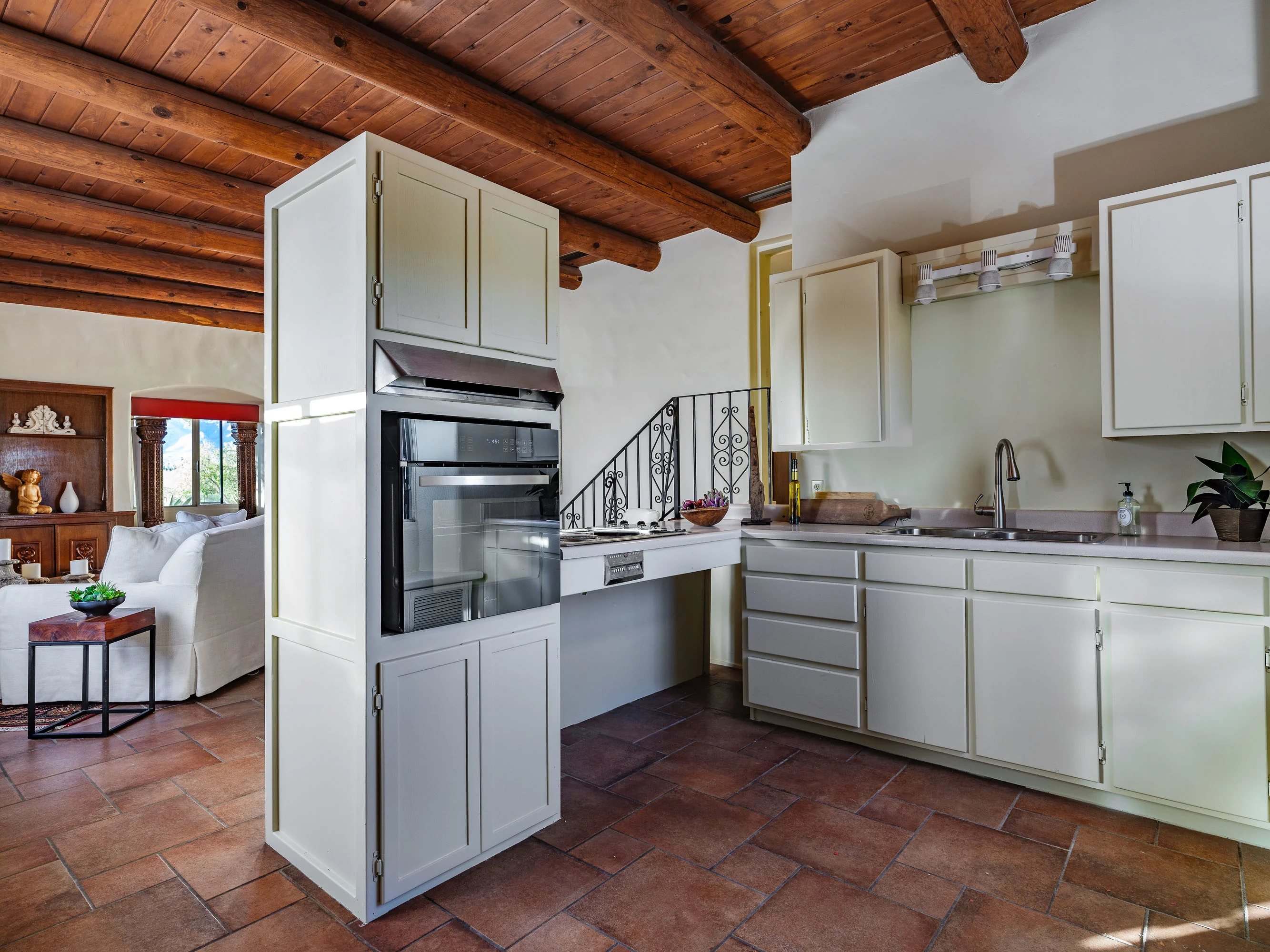 5201 North Hacienda Del Sol Road, Tucson, Arizona 85718 - Eleven_Arches_27_nkkofg