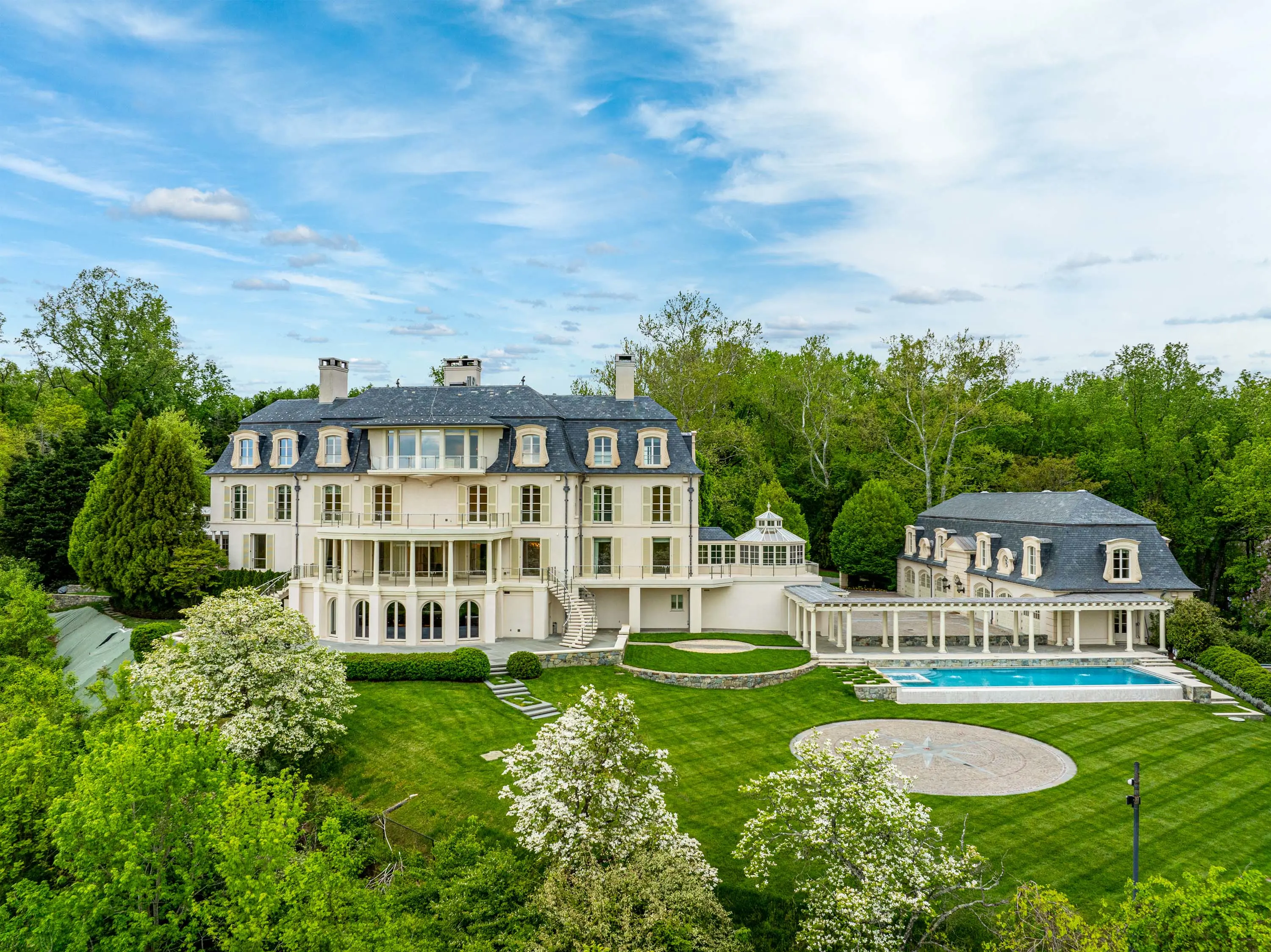 02 11900 River Rd, Potomac, MD 20854 - Luxury Real Estate - Concierge Auctions