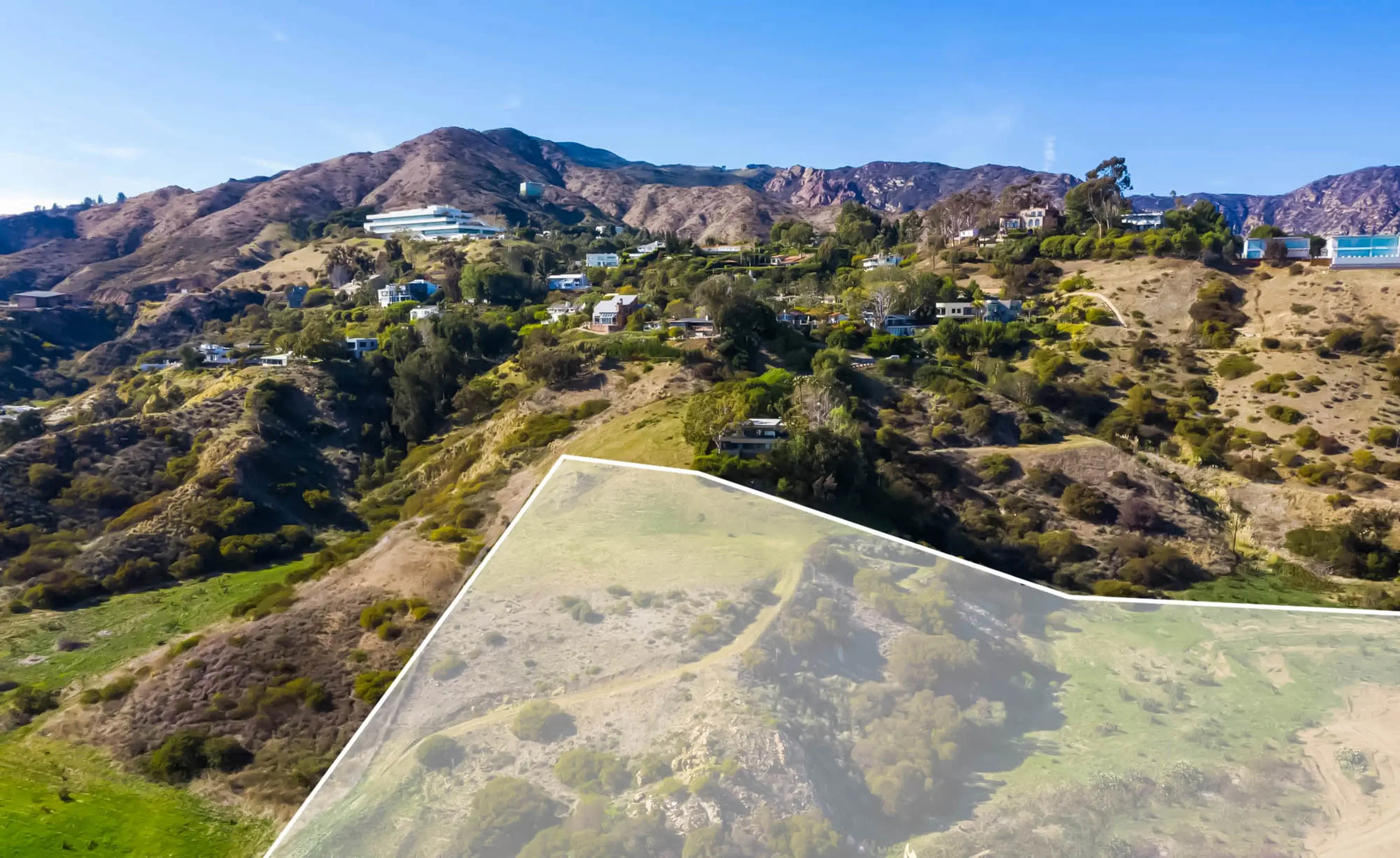 3700 La Paz, Malibu, California 90265 - 3700-la-paz-malibu-california01gill_o90h14