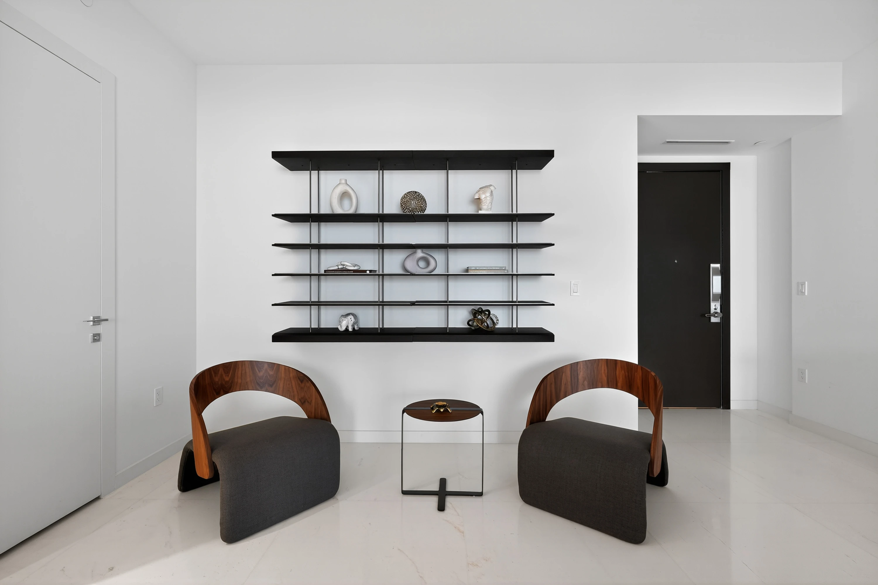 004 300 Biscayne Boulevard Way