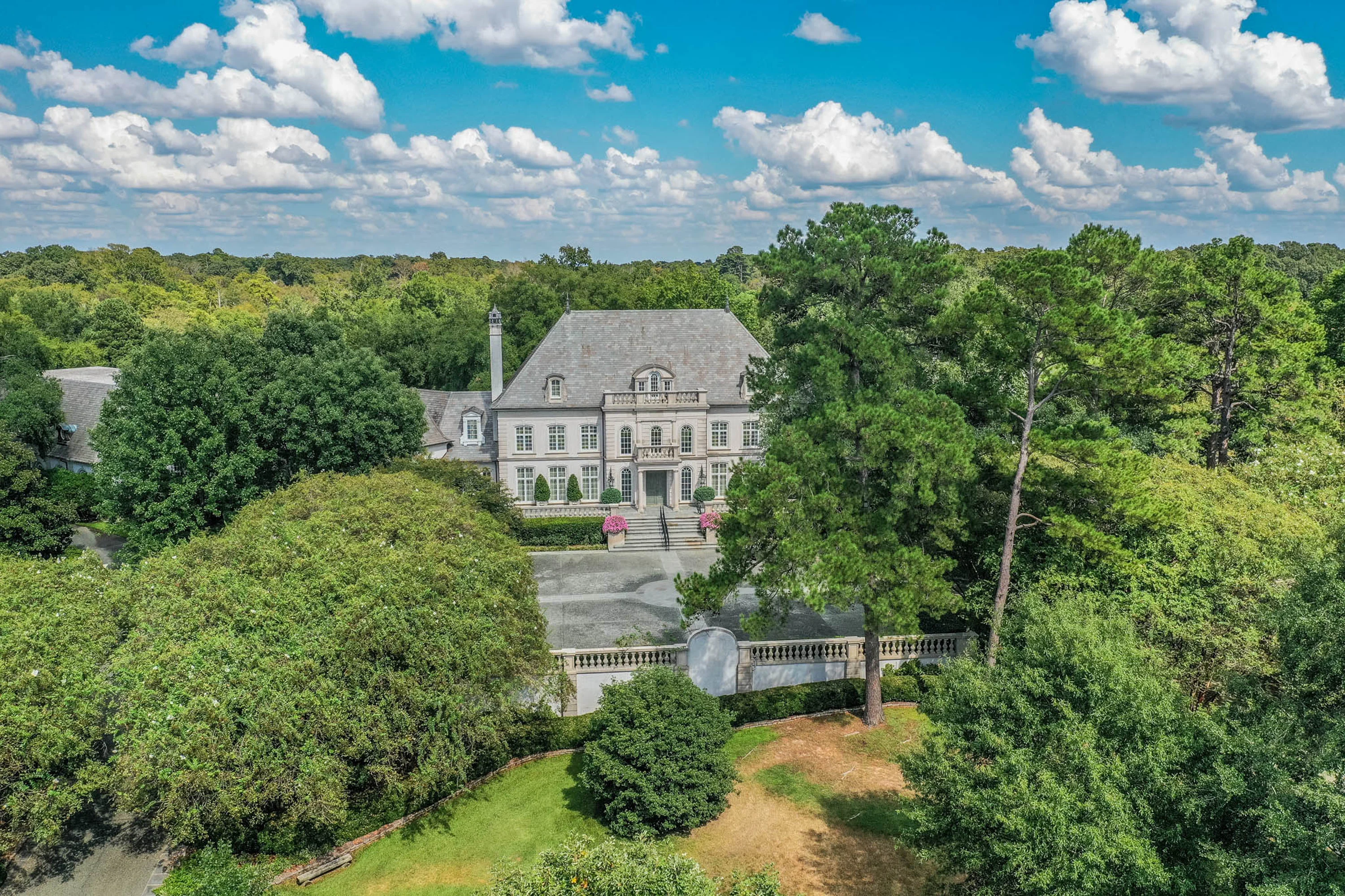 800 South Greer Boulevard, Pittsburg, East Texas, Texas 75686 - pilgrim-estate-800-south-greer-boulevard-east-texas-02_eoe4ab