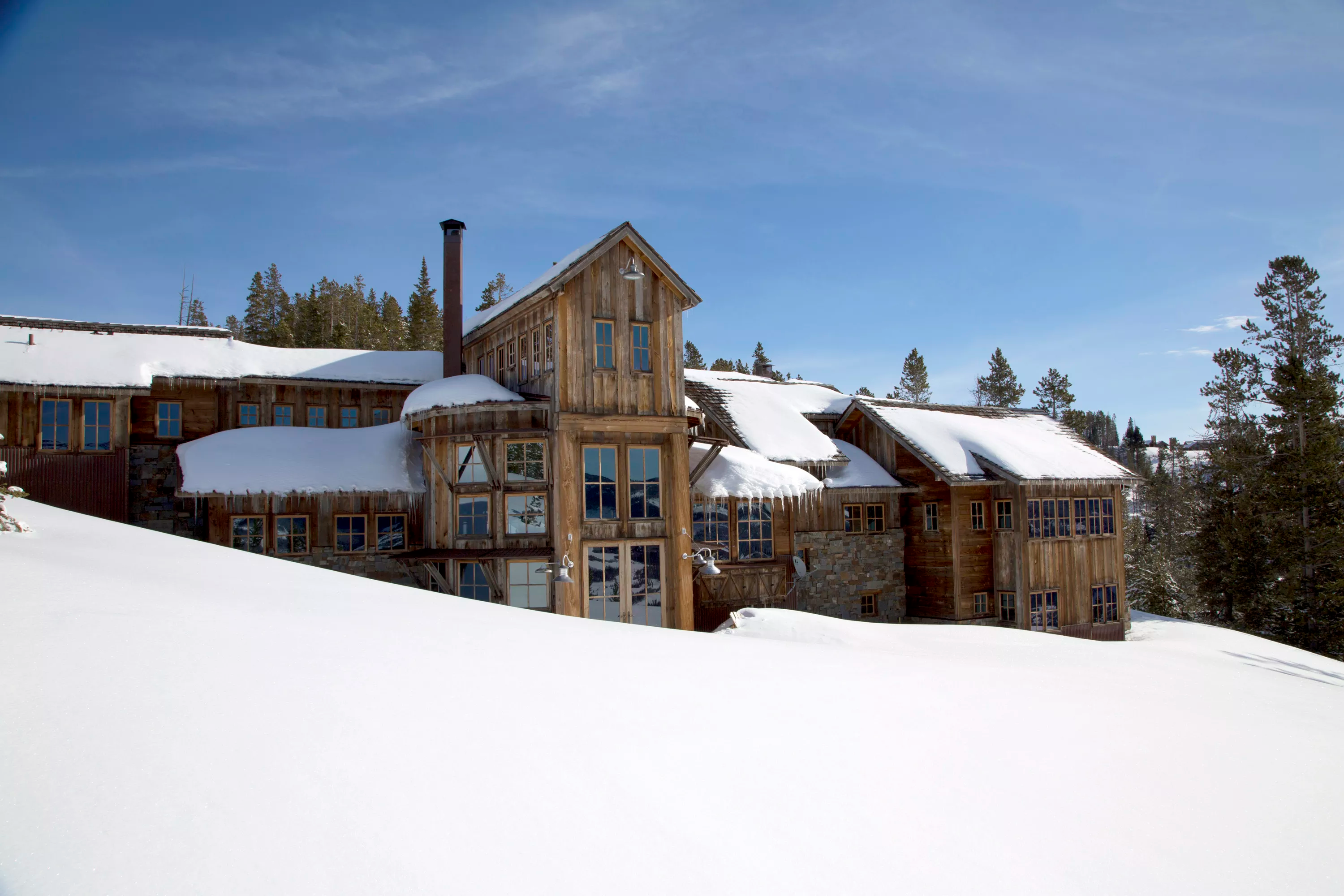 17 Travertine Road, Big Sky, Montana 59716 - 17-travertine-big-sky-montana04_cle98m