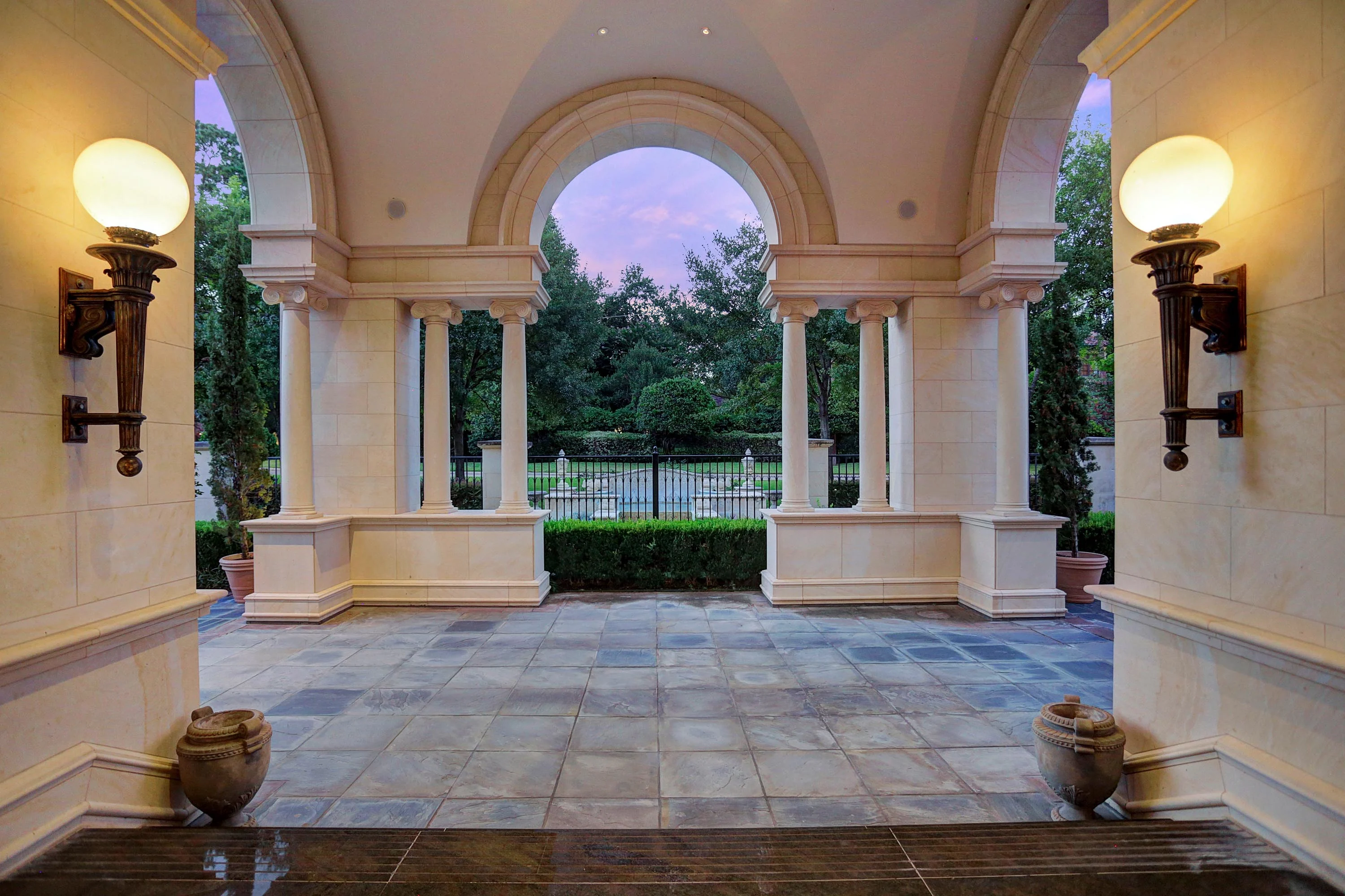 8823 Harness Creek Lane, Stablewood, Houston, Texas 77024 - 8823-harness-creek-lane-houston-texas04_cqjkfb
