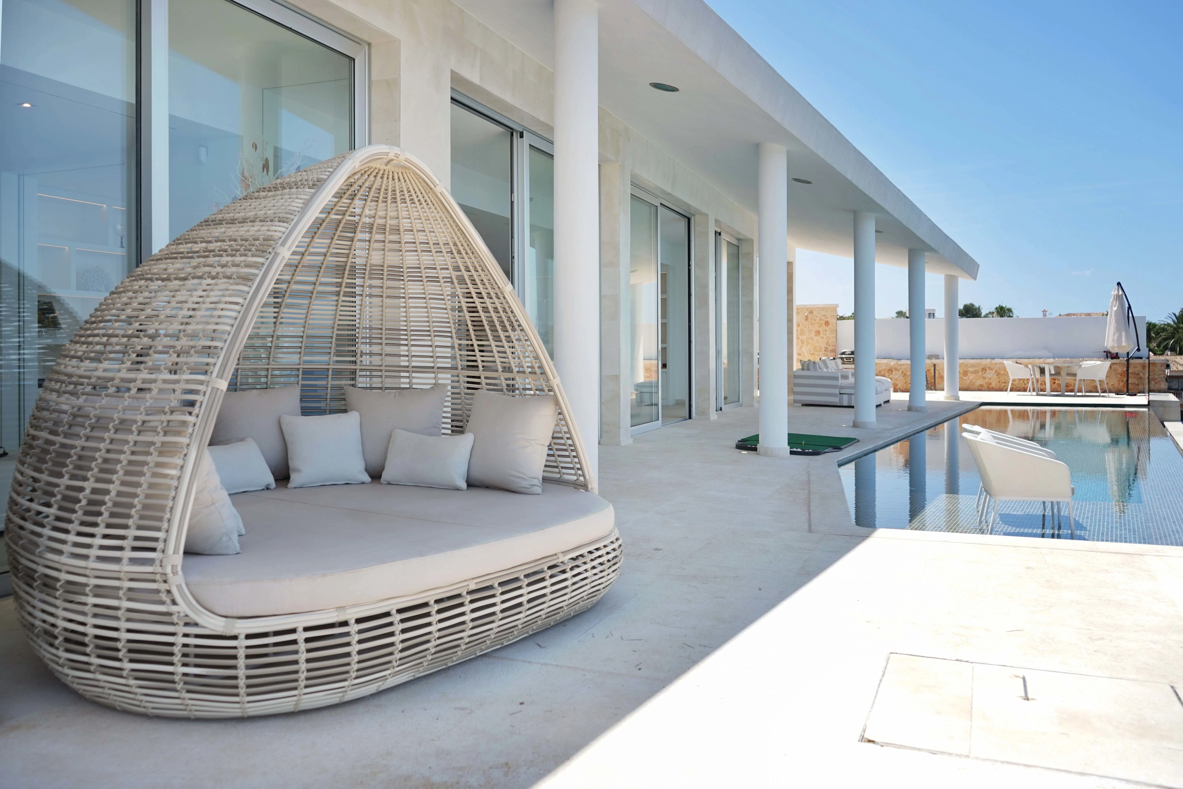 Plaça Perpinya 10, Sa Torre, Mallorca, Illes Balears 07609, Spain - villa-sunset-mallorca-spain-05_gxla0f