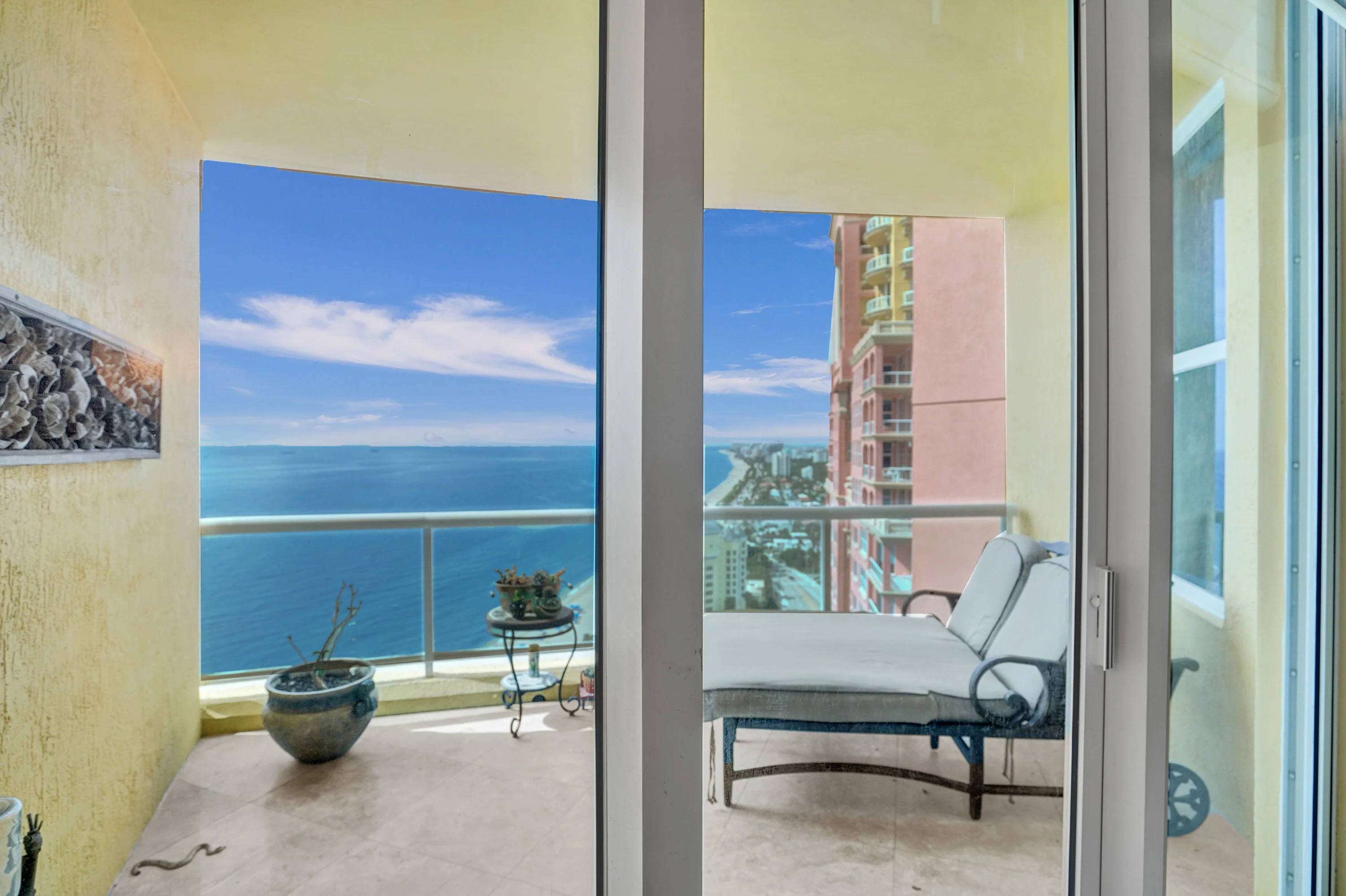2110 N Ocean Blvd #26D, Fort Lauderdale, Florida  33305 - 2110_N_Ocean_Blvd_21_vuk256