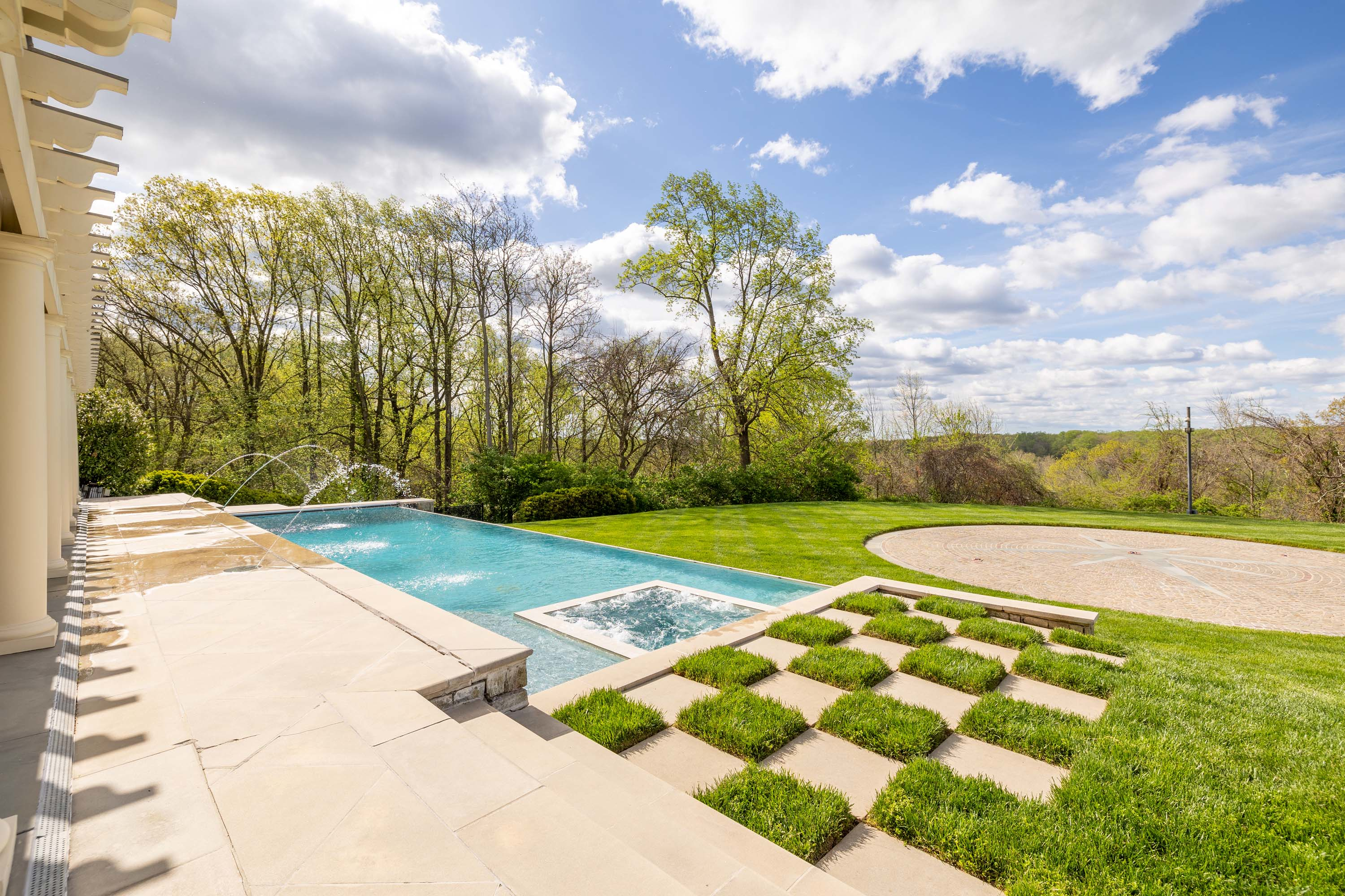 47 11900 River Rd, Potomac, MD 20854 - Luxury Real Estate - Concierge Auctions