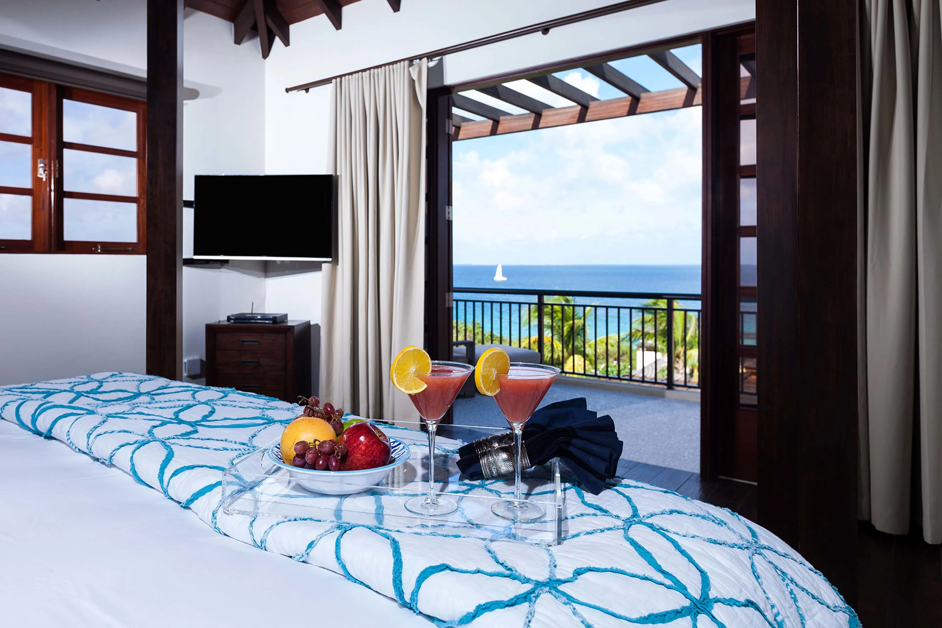 Nevaeh Villa, Long Bay Beach, Long Bay Village , Anguilla - 23_-_GuestHouse_Topaz_bedroom_wmmfac