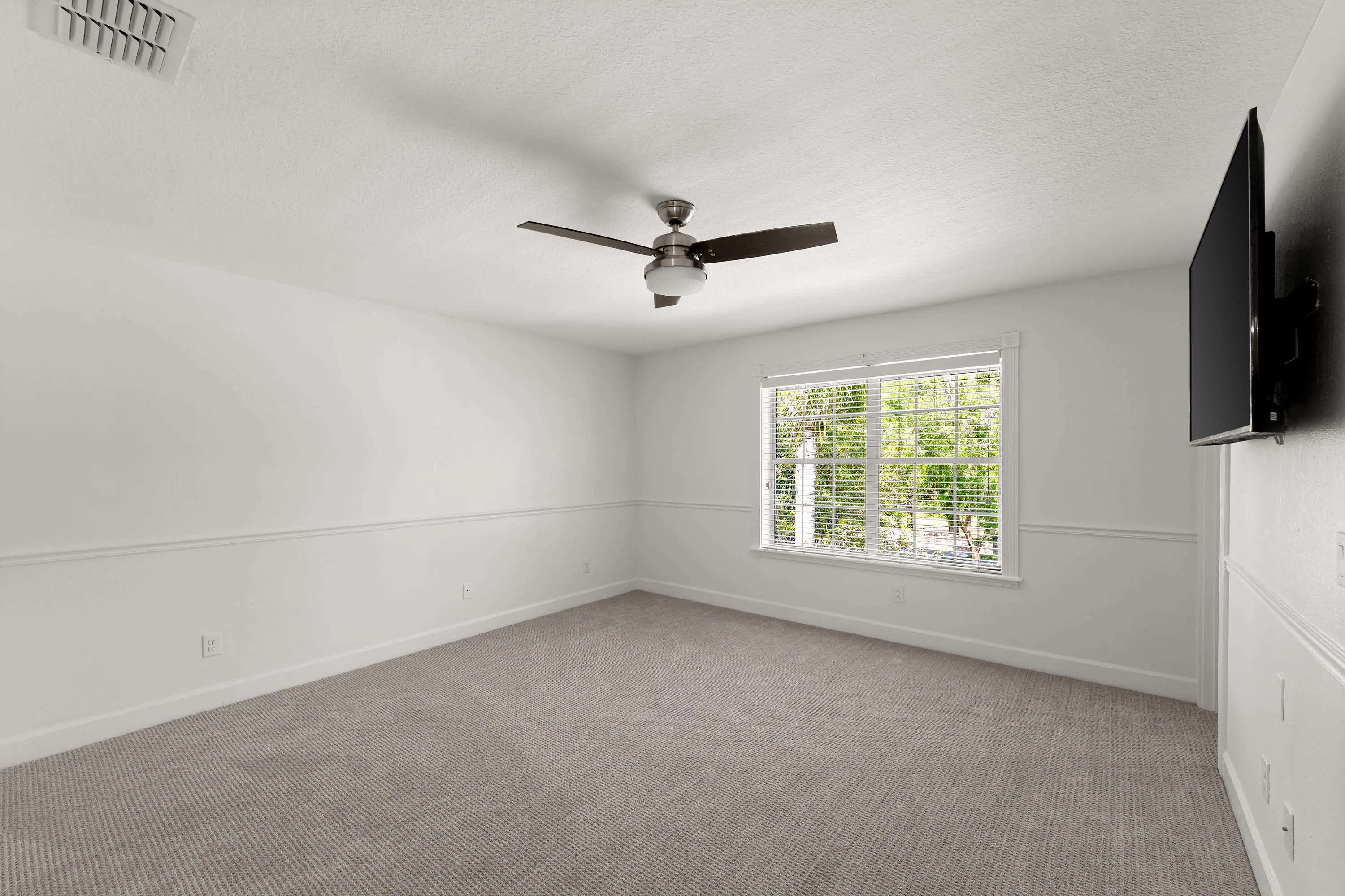 35 4 Broadcreek Circle - Luxury Real Estate - Concierge Auctions