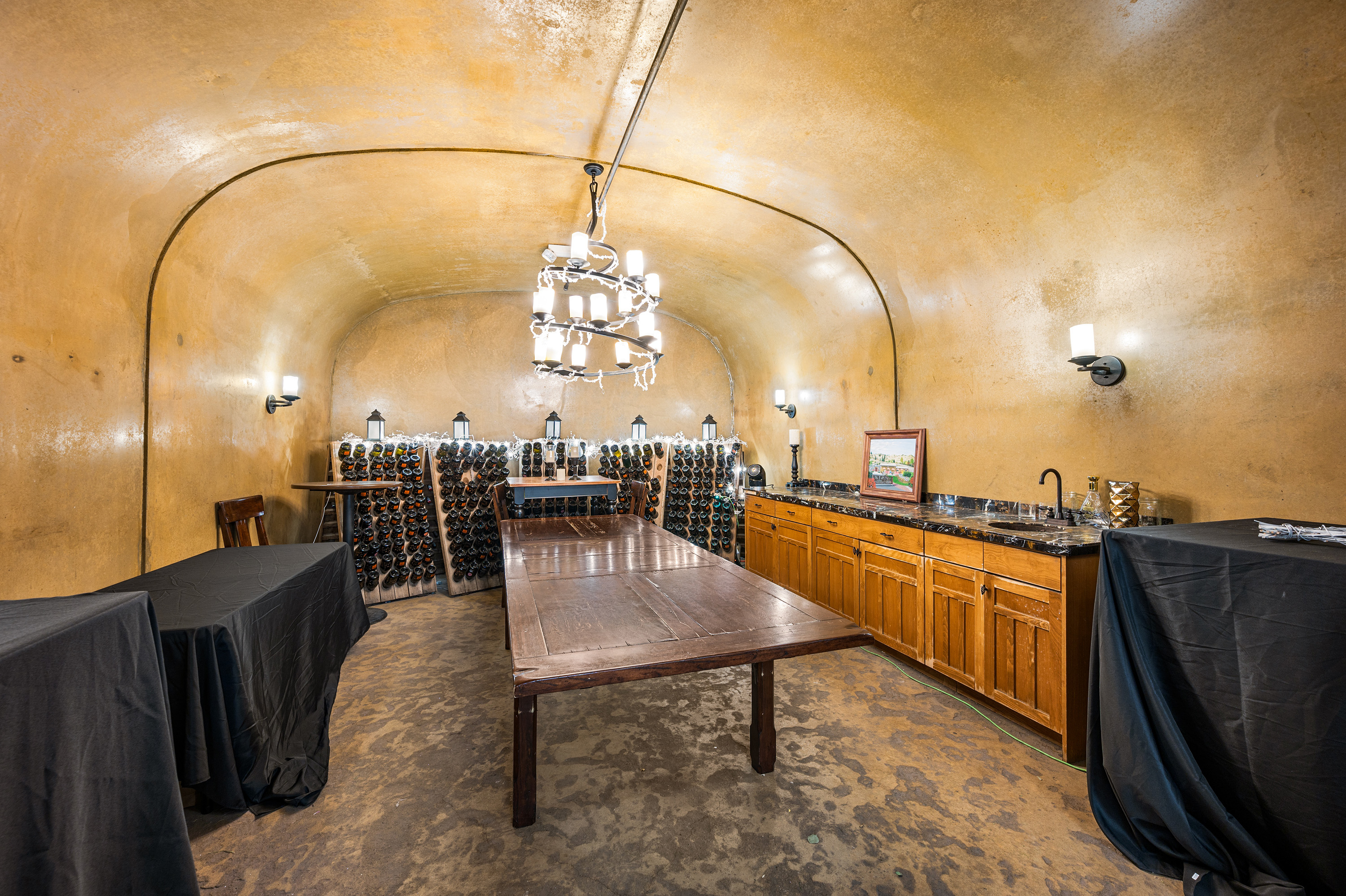 Lake Chelan Winery Empire 48