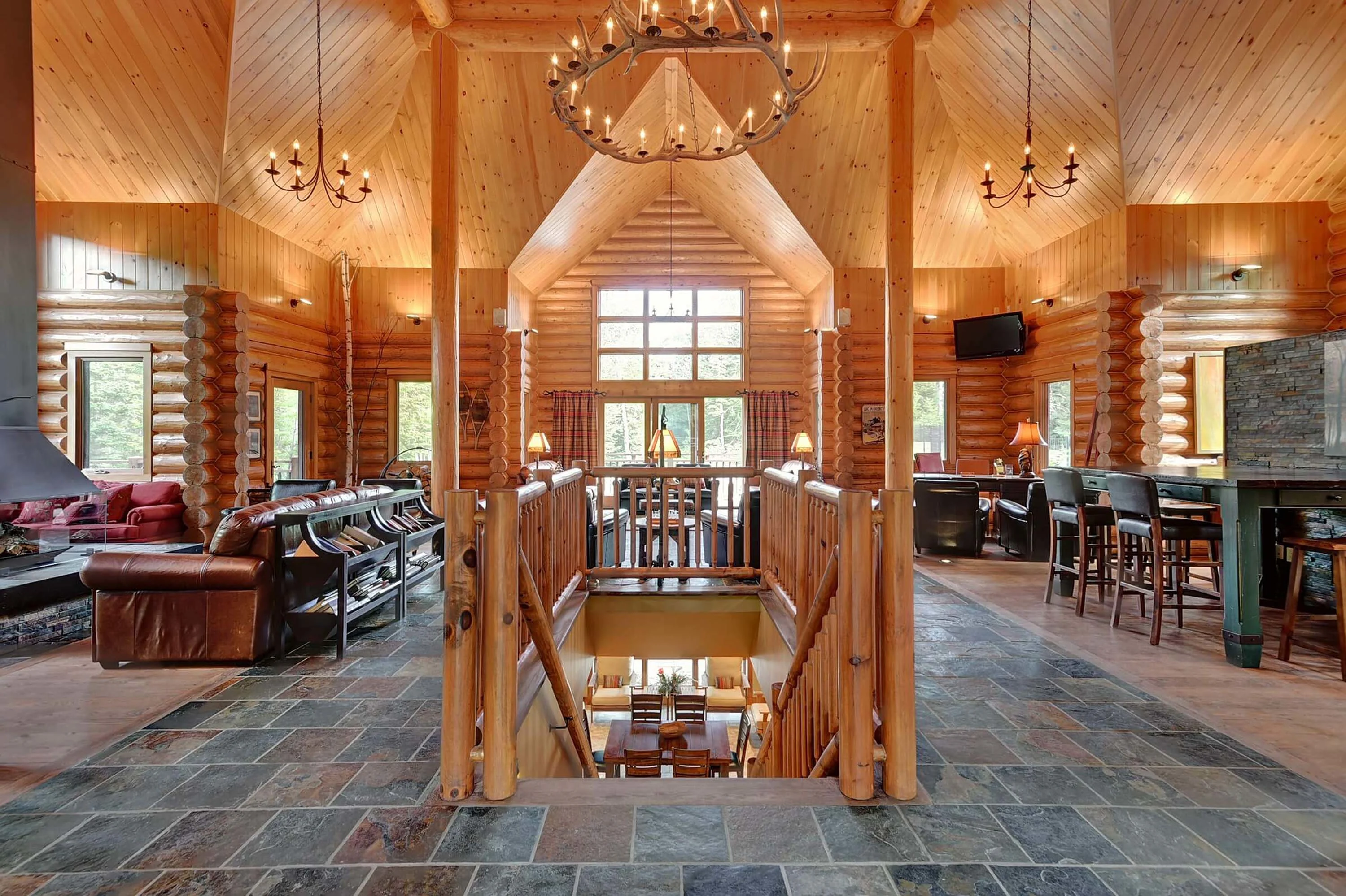 10 Chemin du Lac-Cache, Near Mont-Tremblant, Quebec J0T 1R0, Canada - 1-16-chemin-du-lac-cache-la-macaza-quebec11_depfep