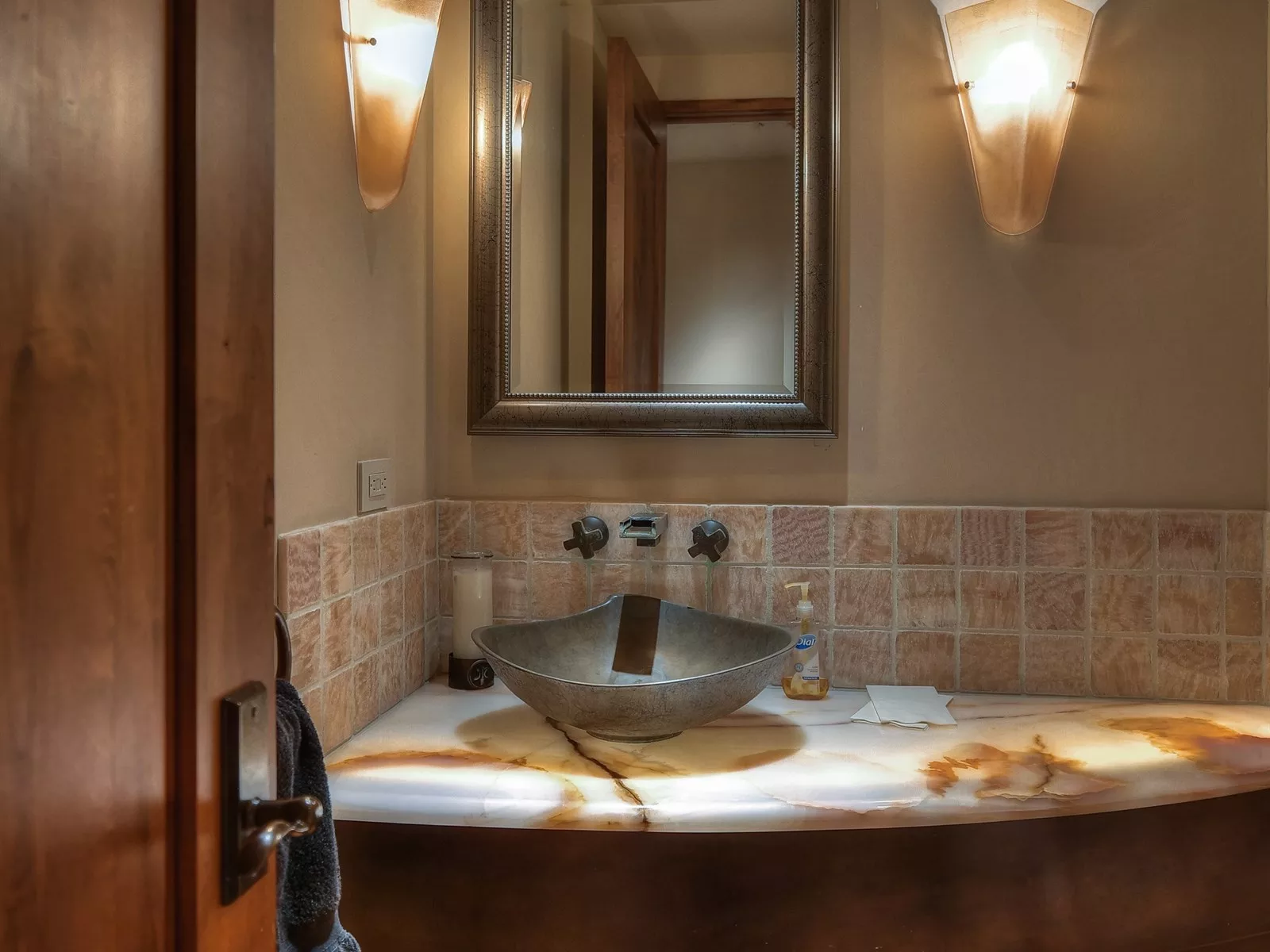 35237 North Ridgeway Dr, Carefree, Arizona 85377 - 35237-North-Ridgeway-Carefree-Arizona16-16-16-09-099_woczes