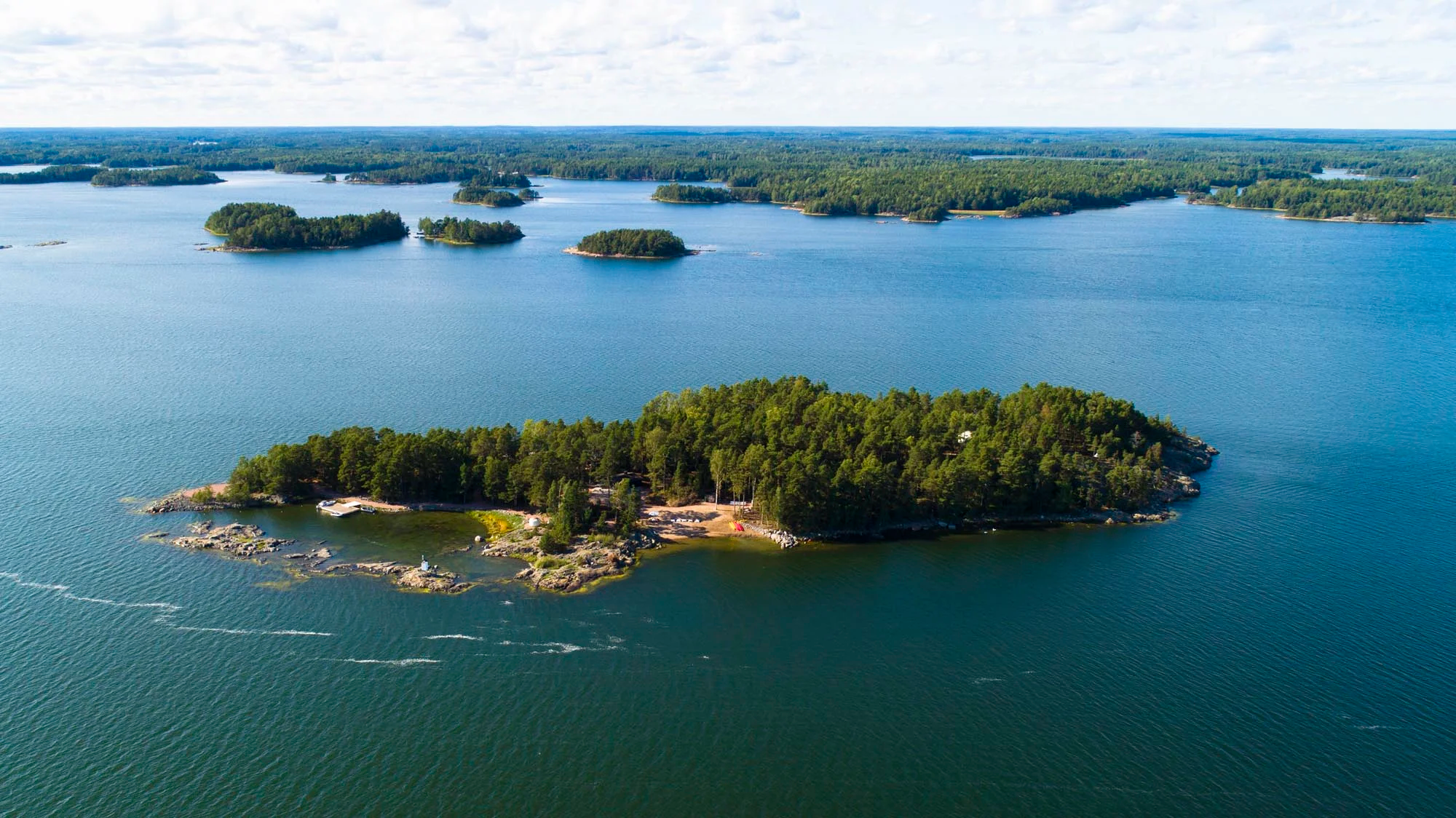 SuperShe Island, Raseborg, Near Helsinki, Near Helsinki , Finland - super-she-island01_ztg2cl