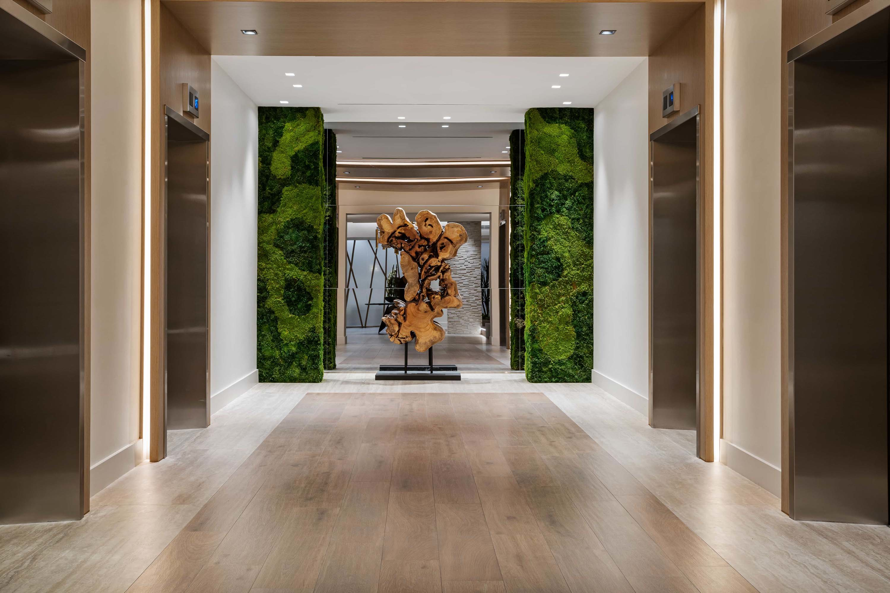 03 2301 Collins Ave Apt 1634 - Luxury Real Estate - Concierge Auctions