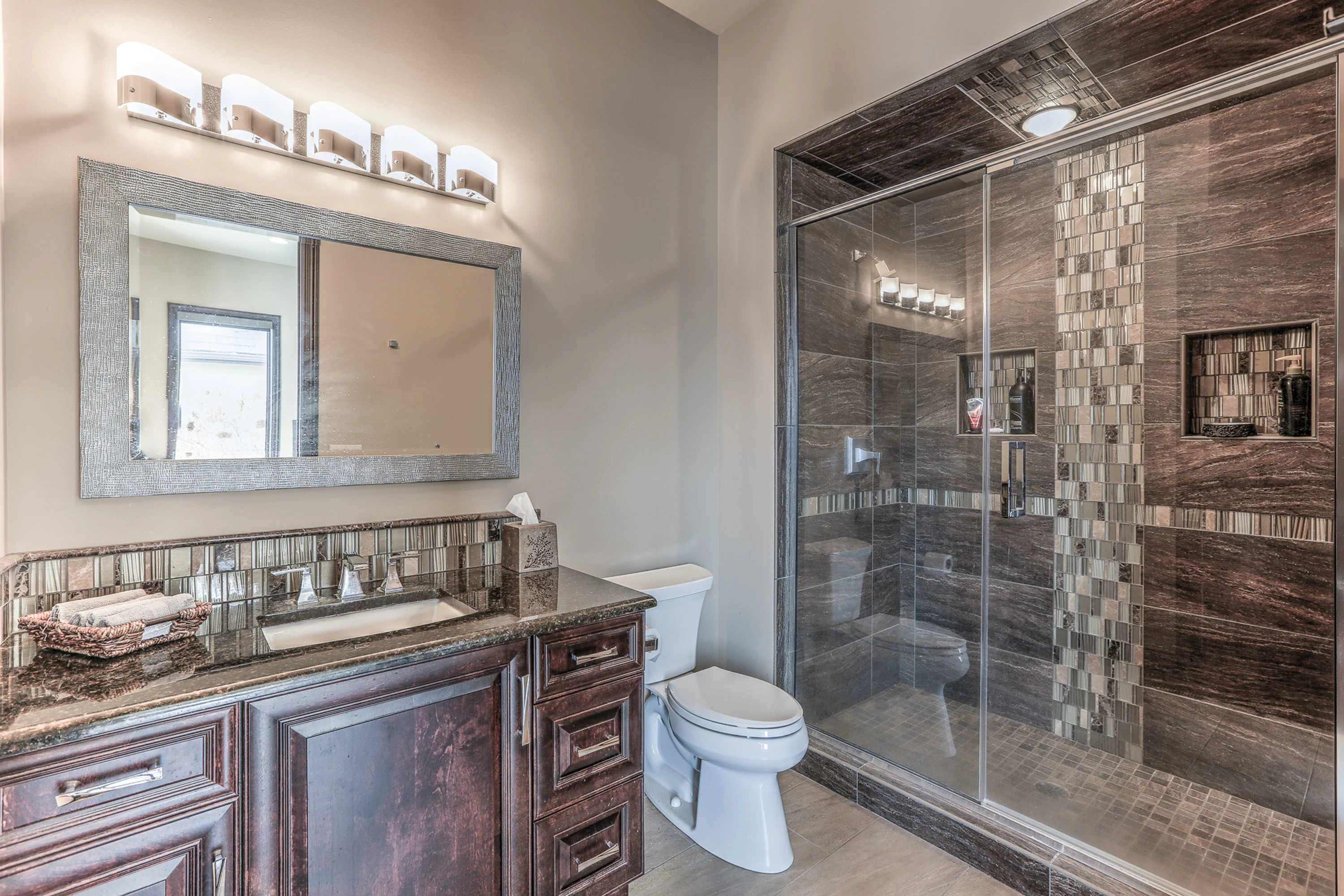 17445 Valley Drive , Omaha, Nebraska 68130 - 17445-valley-drive-omaha-nebraska18_wqkczk