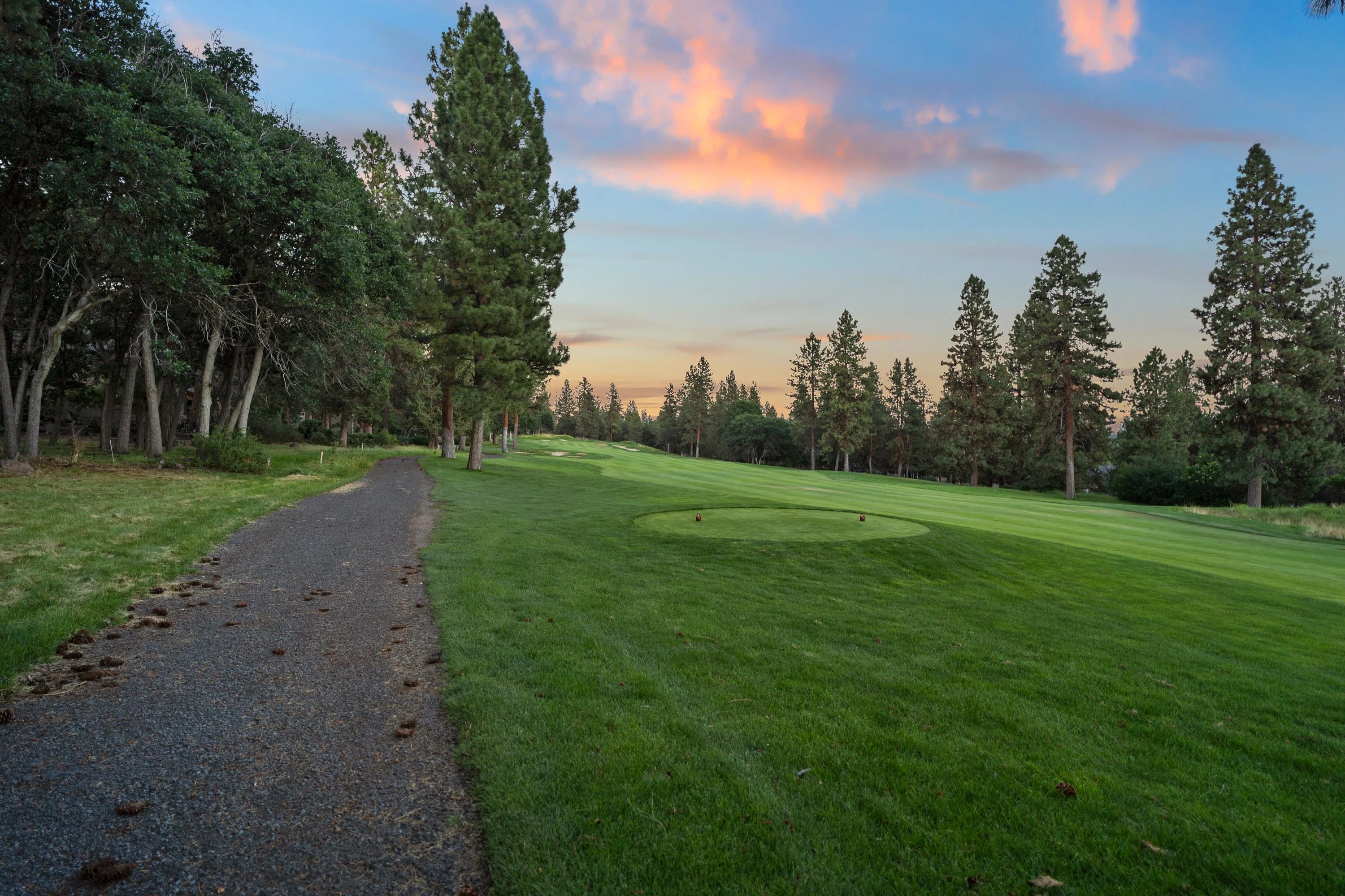 11944 Kestrel Road, Southern Oregon, Oregon 97601 - 11944-kestrel-road-klamath-falls-oregon30_w41hgr
