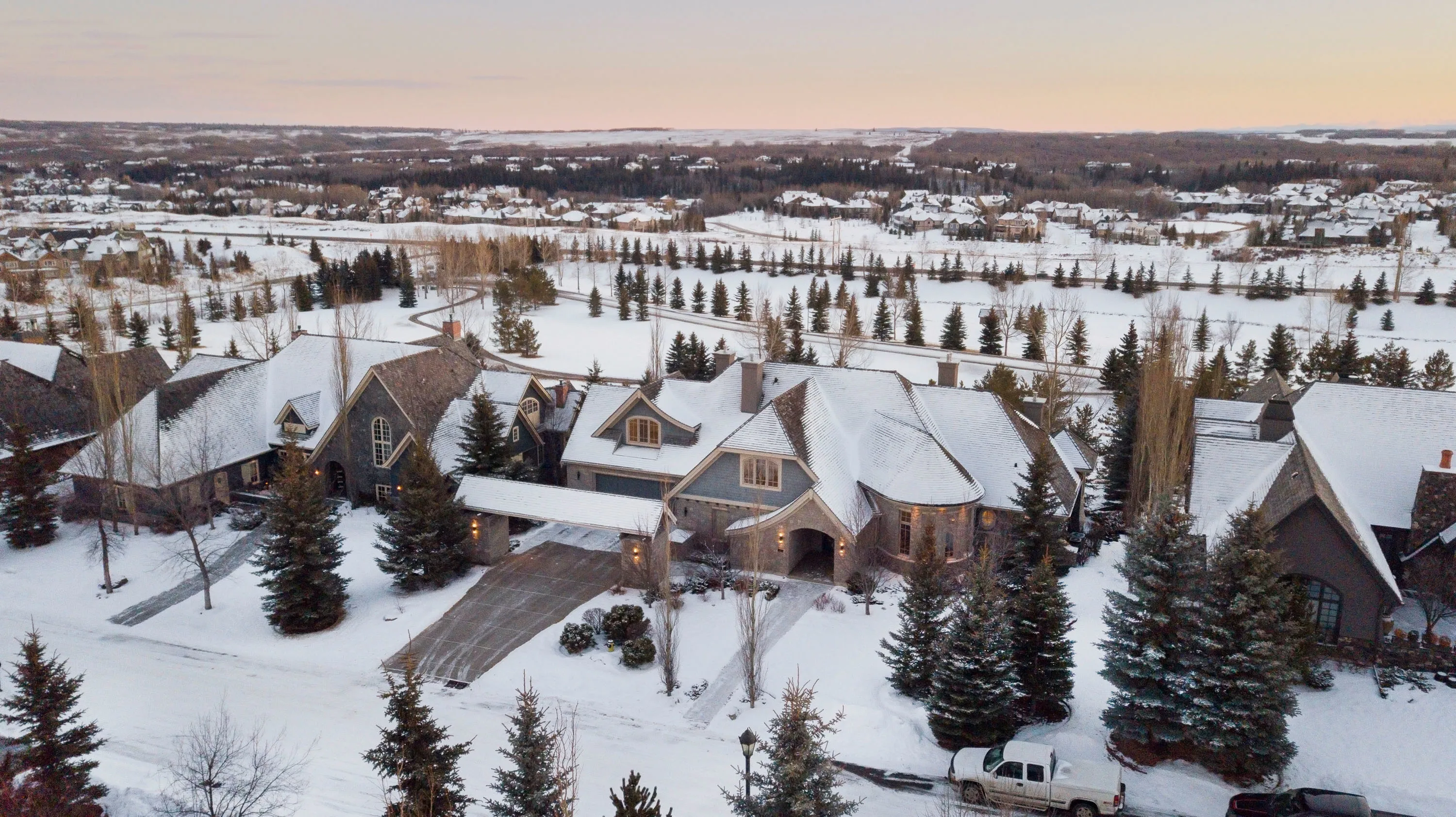 27 Granite Ridge, Calgary, Alberta T3Z 3B3, Canada | Concierge Auctions