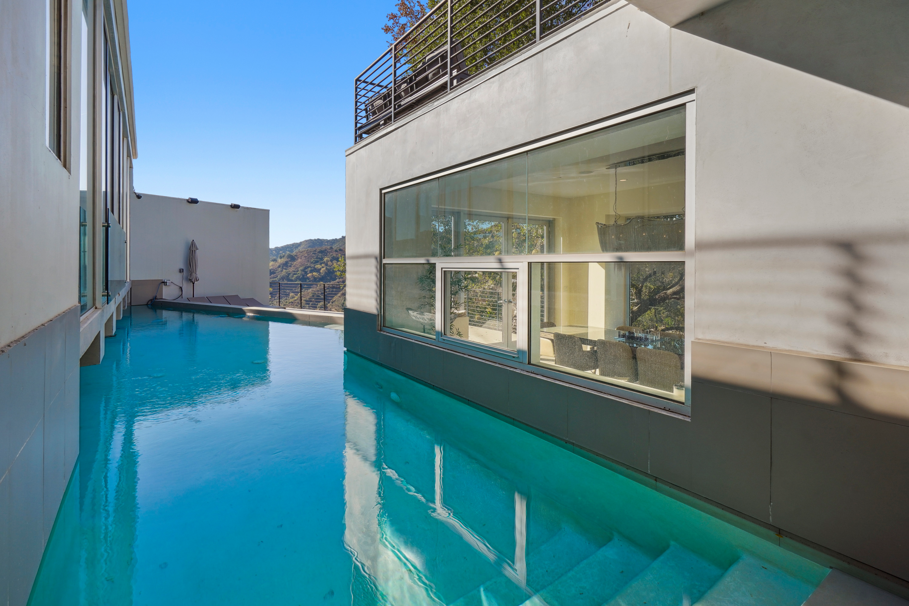 34 9716 Oak Pass Rd - Luxury Real Estate - Concierge Auctions